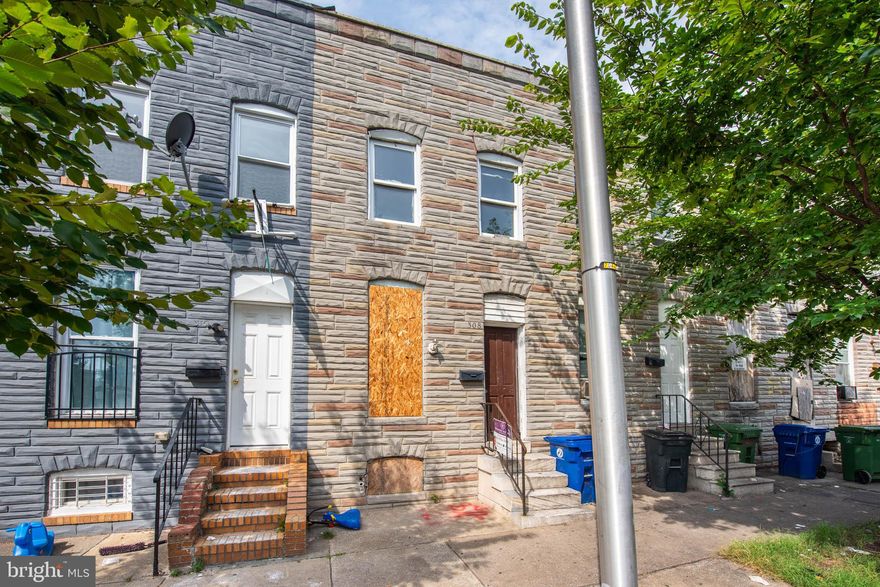 Unlock the potential of this spacious 3-bedroom, 2-bathroom townhouse, now available for sale as-is. Nestled in a desirable neighborhood with strong rental demand, this property offers an excellent opportunity for investors looking to expand their portfolio .While the property is being sold as-is, it holds significant promise with some updating and renovation. The solid foundation and layout offer a strong base for creating value, whether you plan to rent it out or resell after enhancements. Seize this opportunity to invest in a property with great potential in a thriving community. Don’t miss out on the chance to make this townhouse your next successful project.
