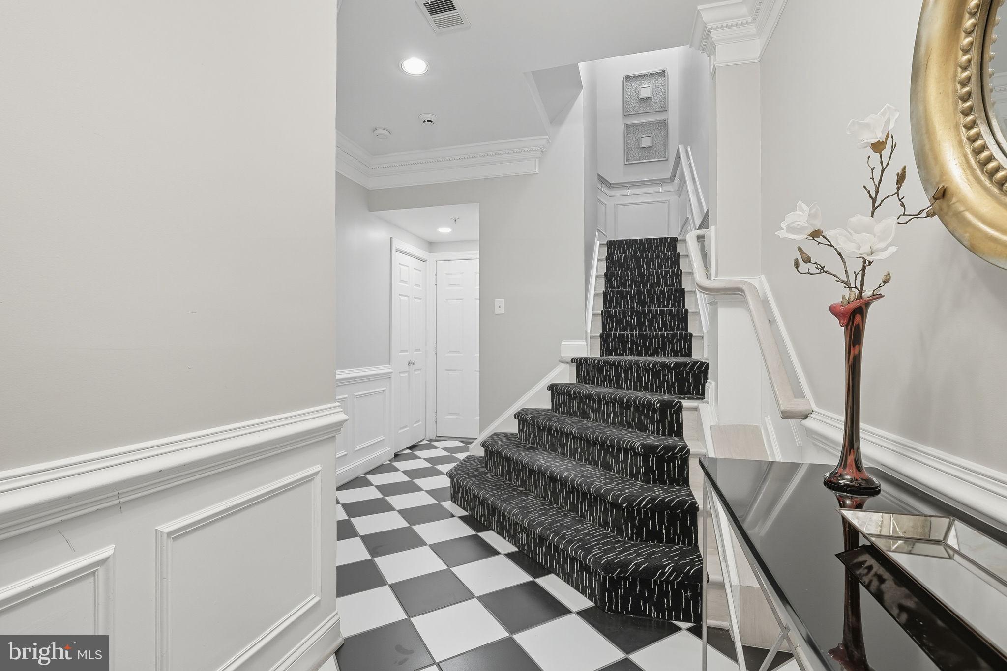 BROMPTONS AT BALLSTON - Residential