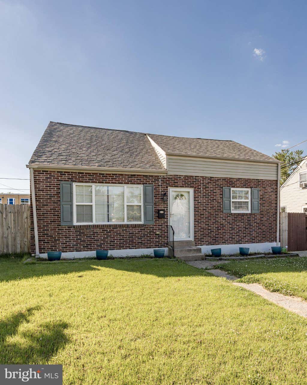 Photo of 207 Olga Road, WILMINGTON, DE 19805 (MLS # DENC2105994)