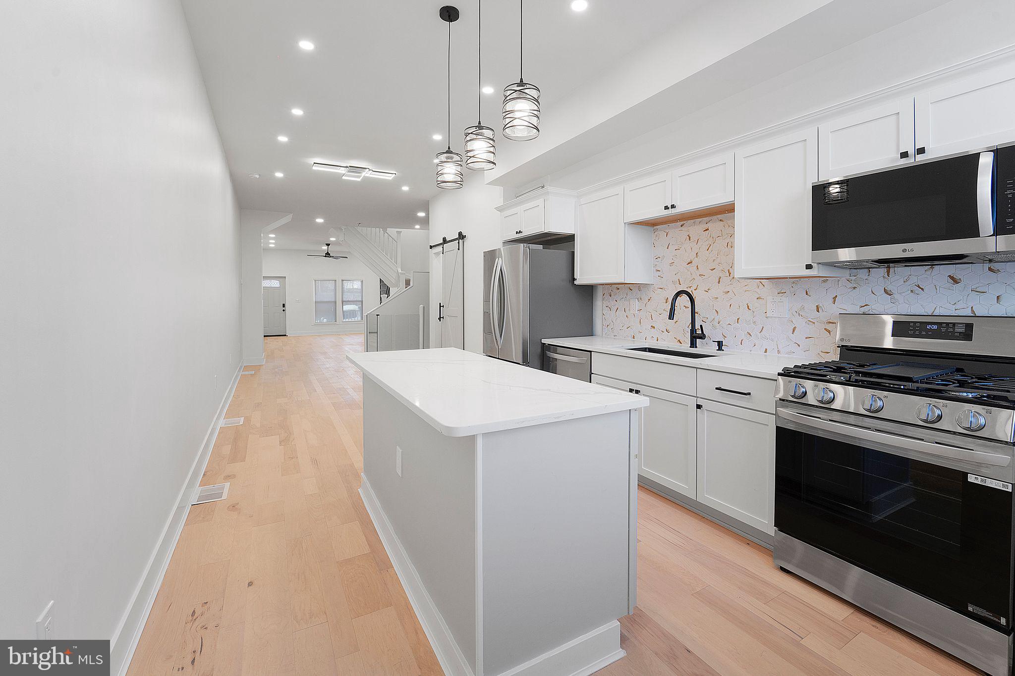 EAST BALTIMORE MIDWAY - Residential