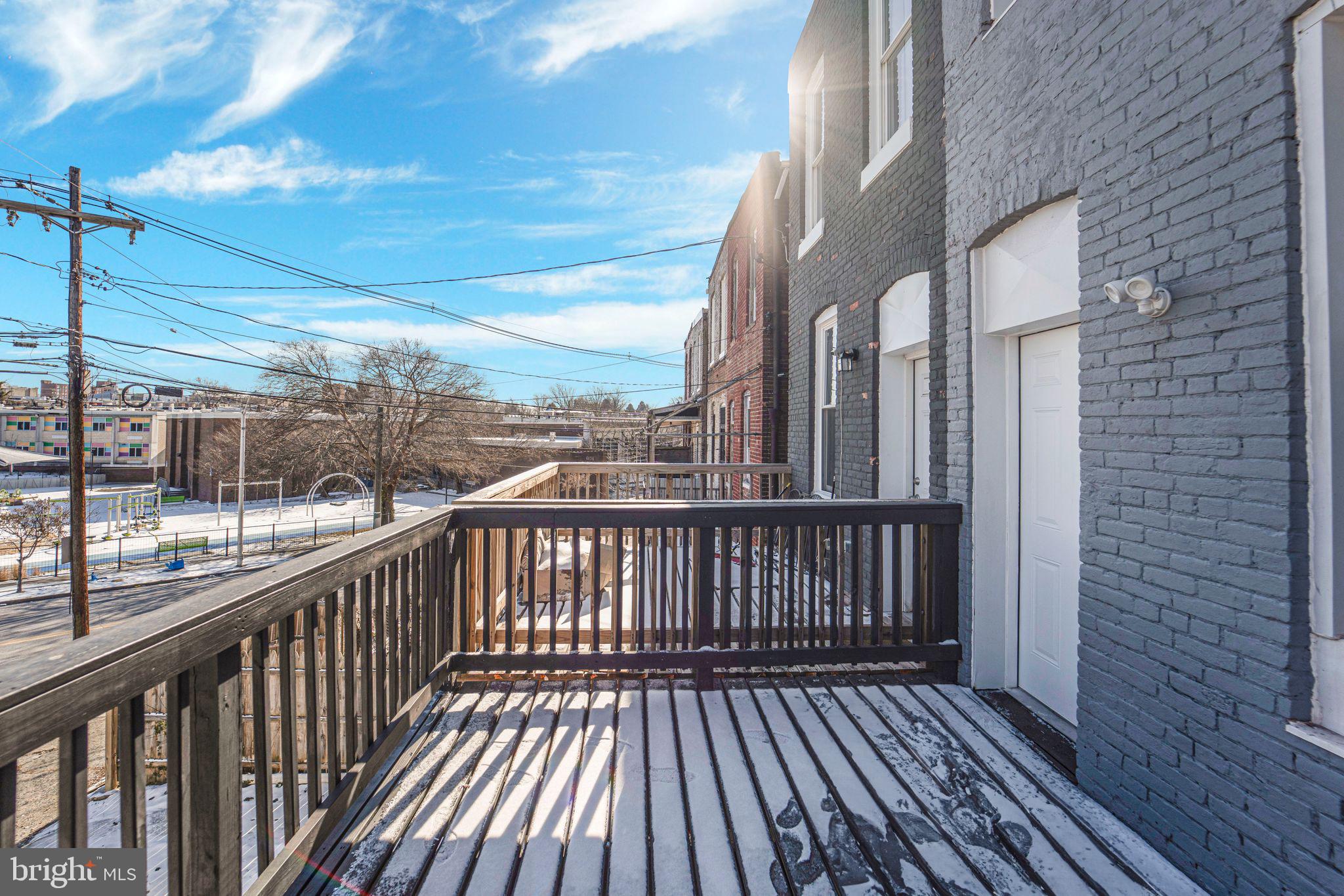EAST BALTIMORE MIDWAY - Residential