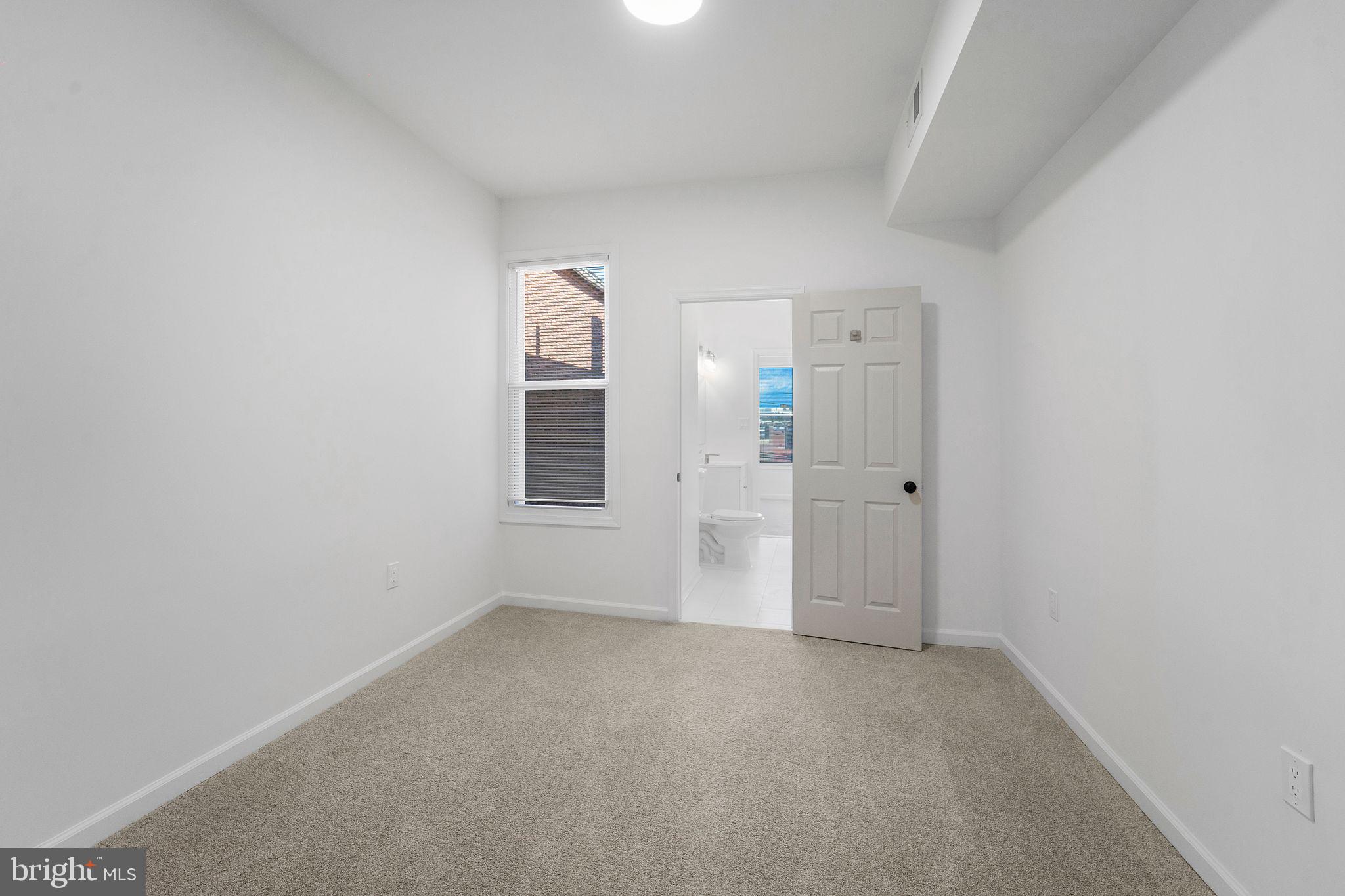 EAST BALTIMORE MIDWAY - Residential