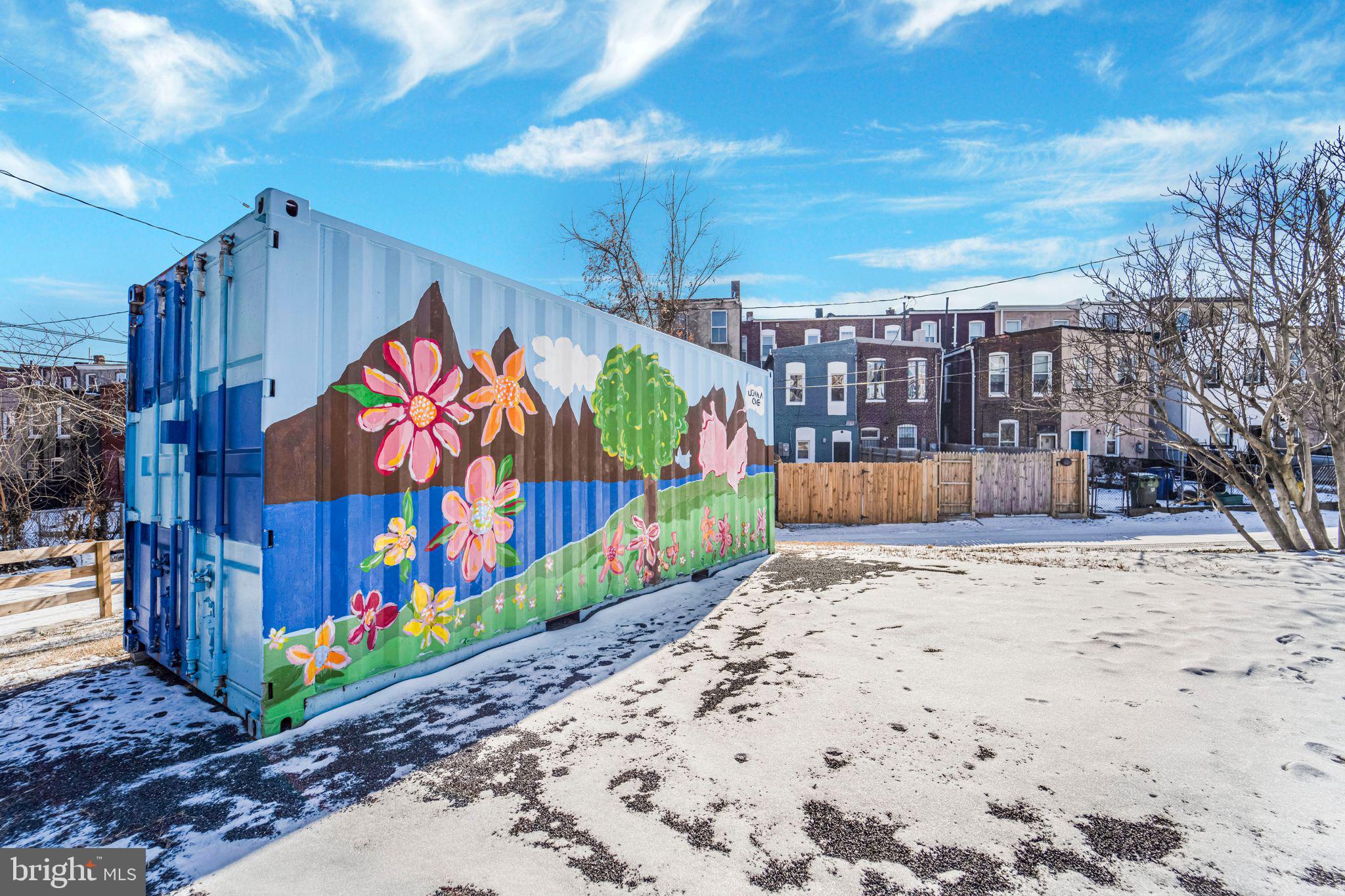 EAST BALTIMORE MIDWAY - Residential