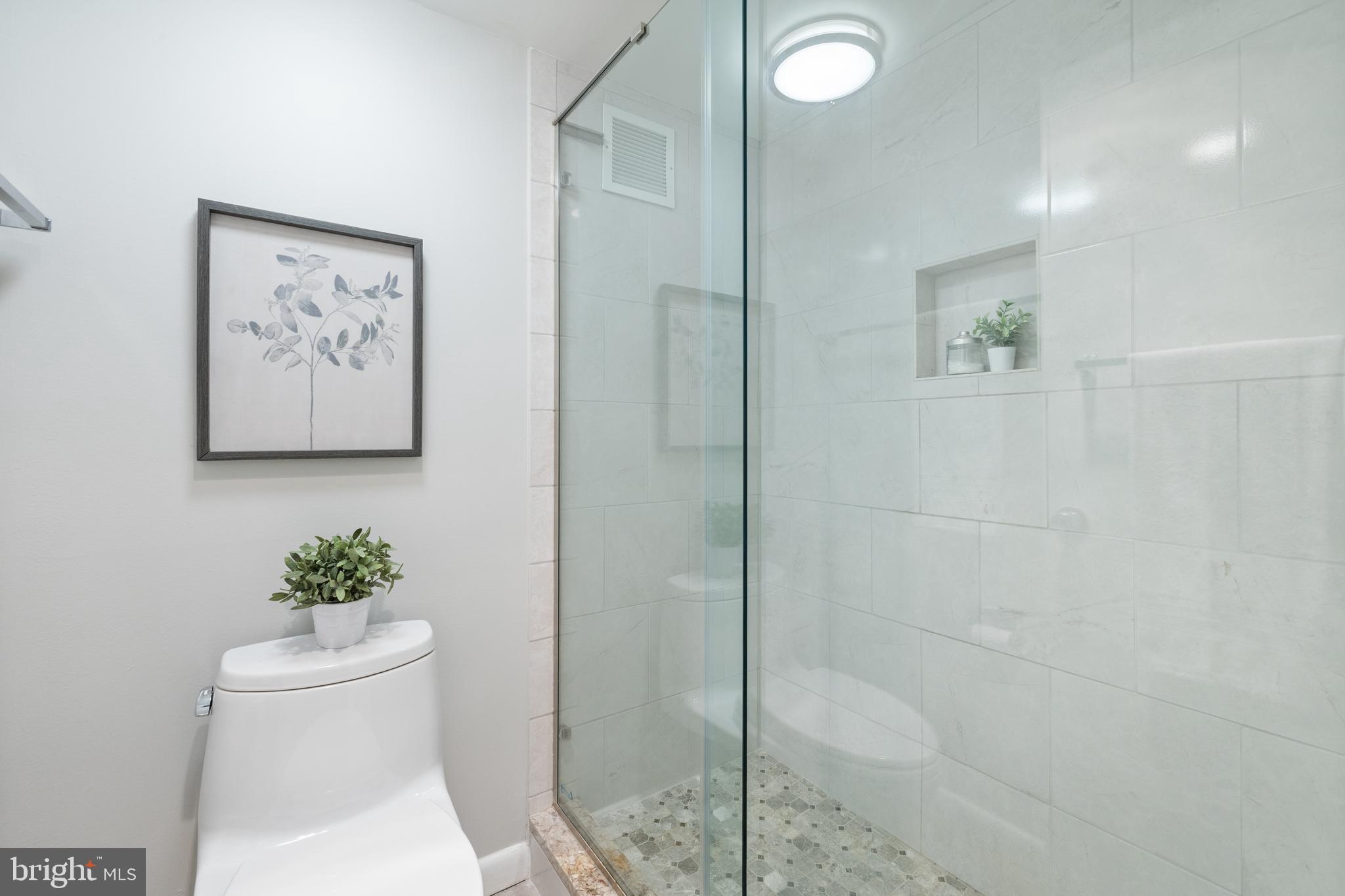 WILLOUGHBY OF CHEVY CHASE - Residential