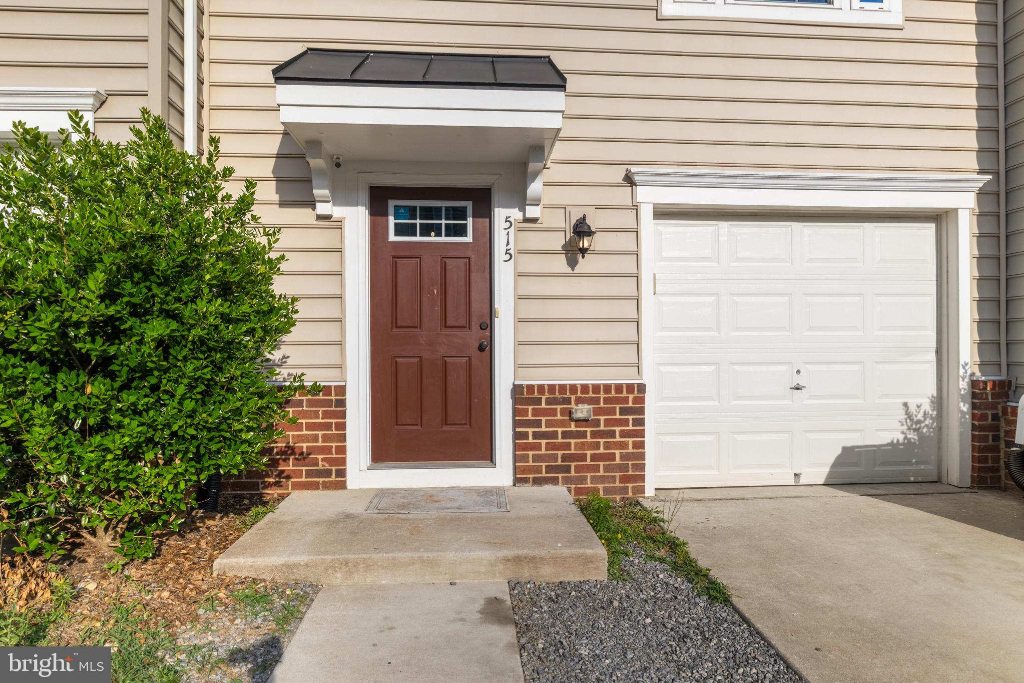 515 STREAMVIEW DRIVE
