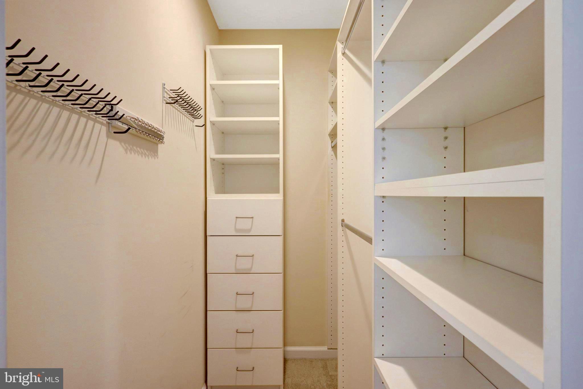 LOISDALE ESTATES - Residential Lease