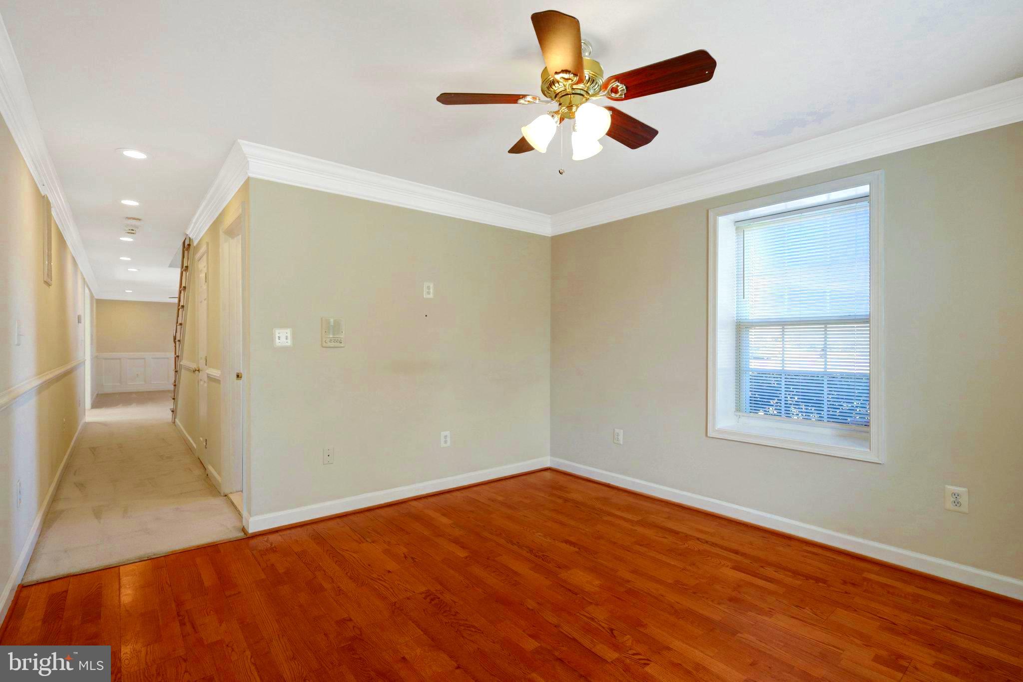 LOISDALE ESTATES - Residential Lease