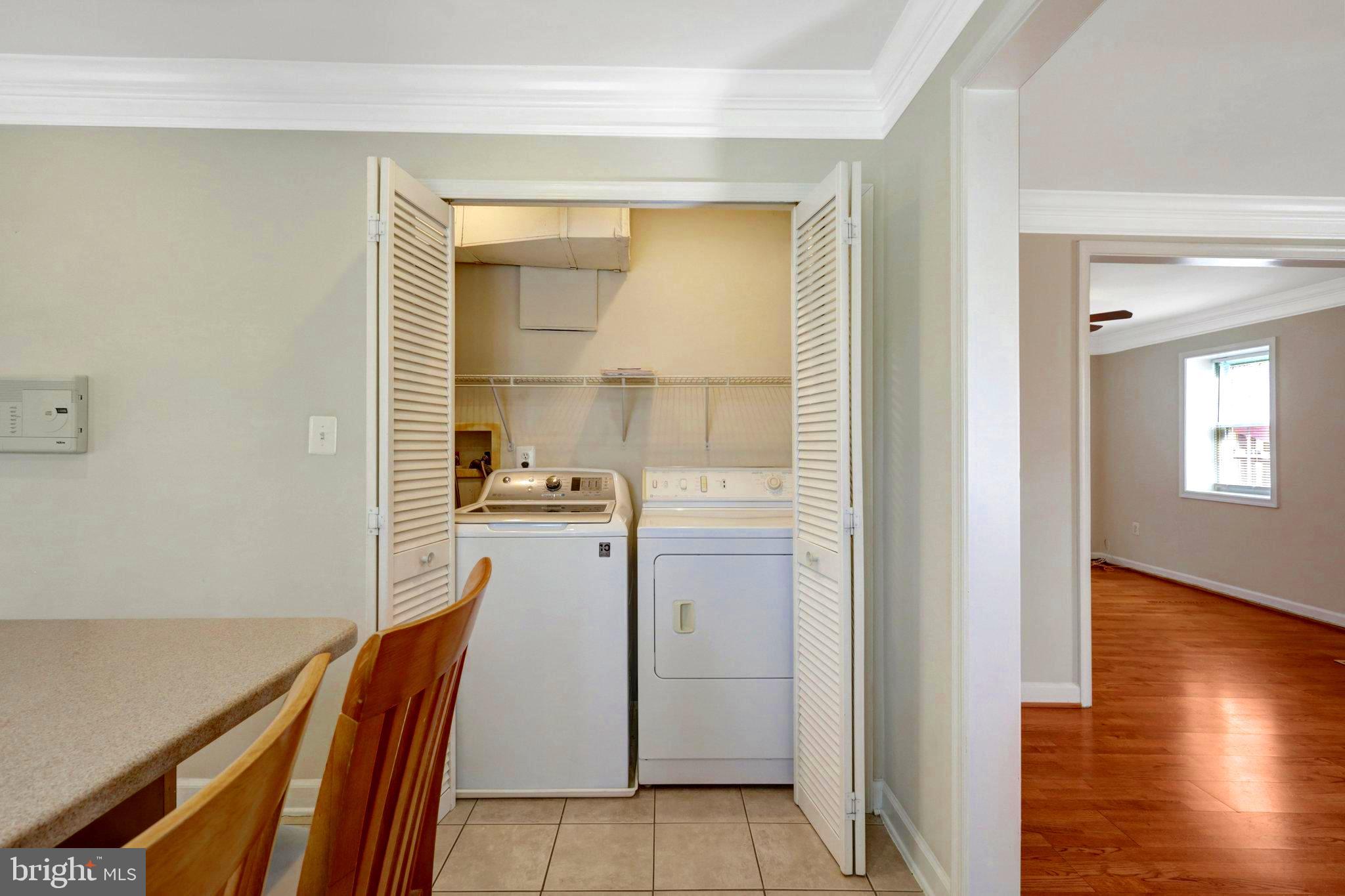 LOISDALE ESTATES - Residential Lease