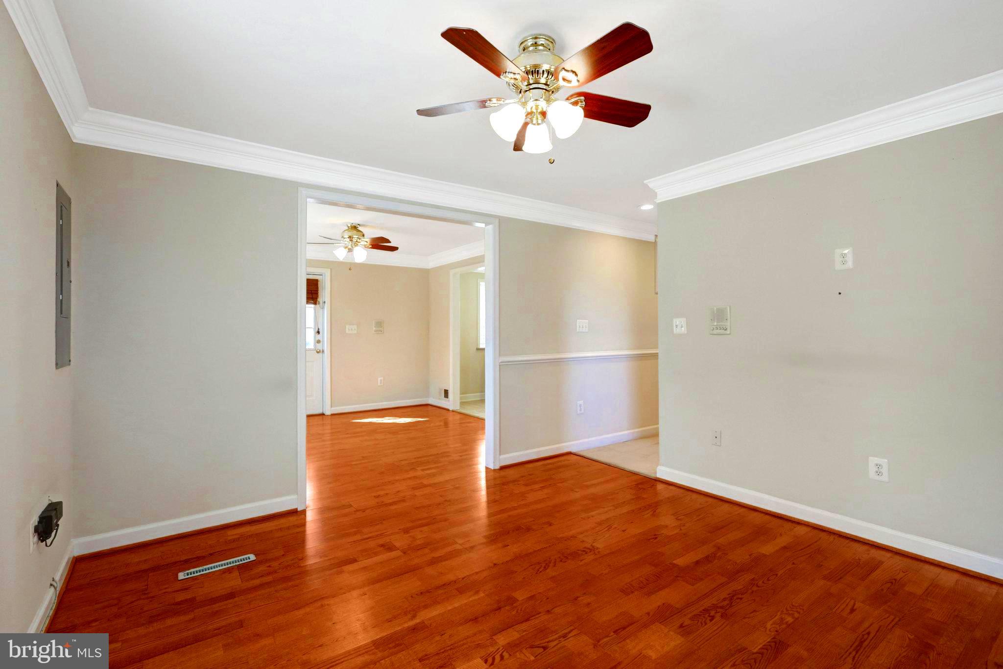 LOISDALE ESTATES - Residential Lease