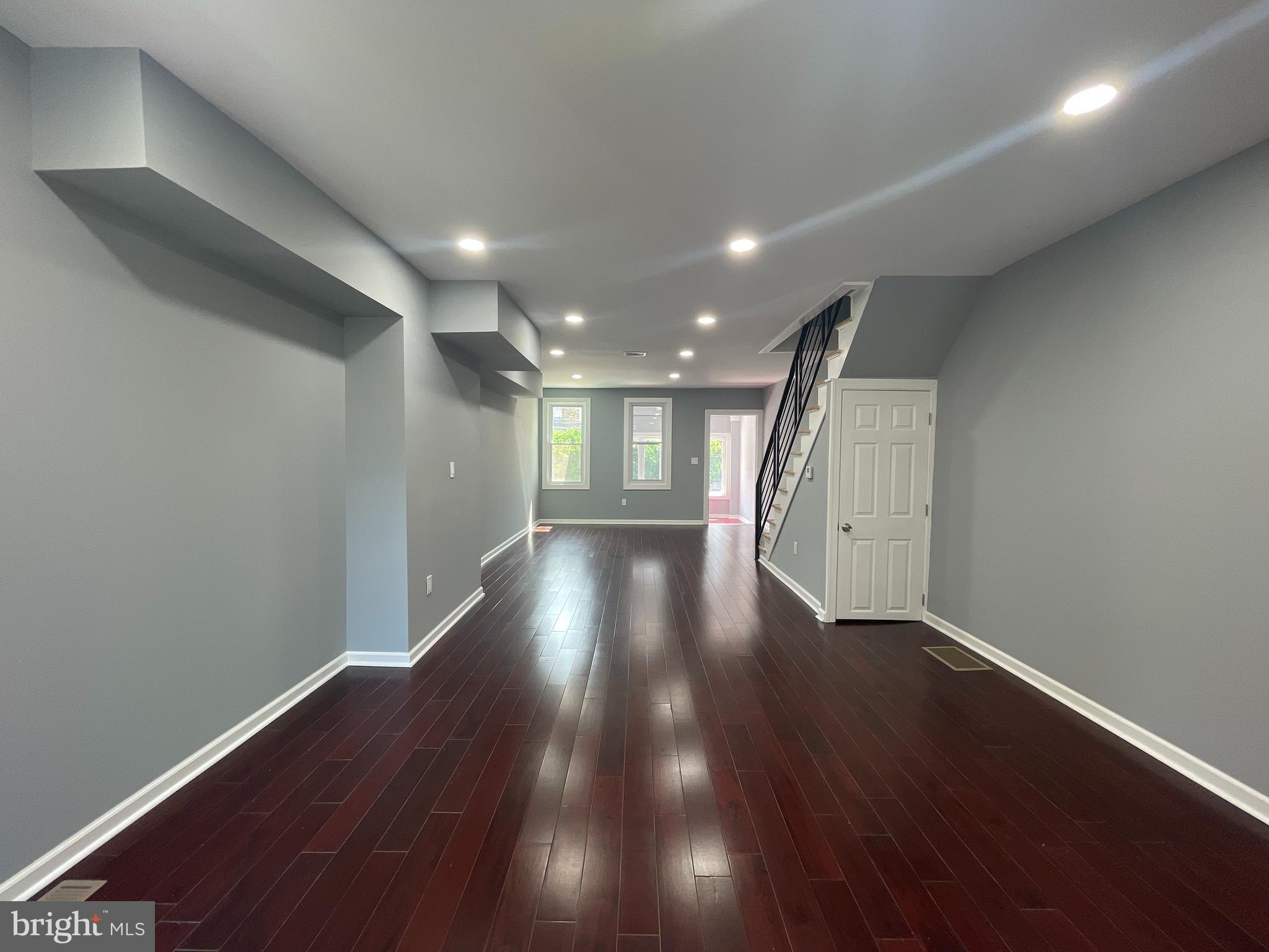 FRANKFORD - Residential