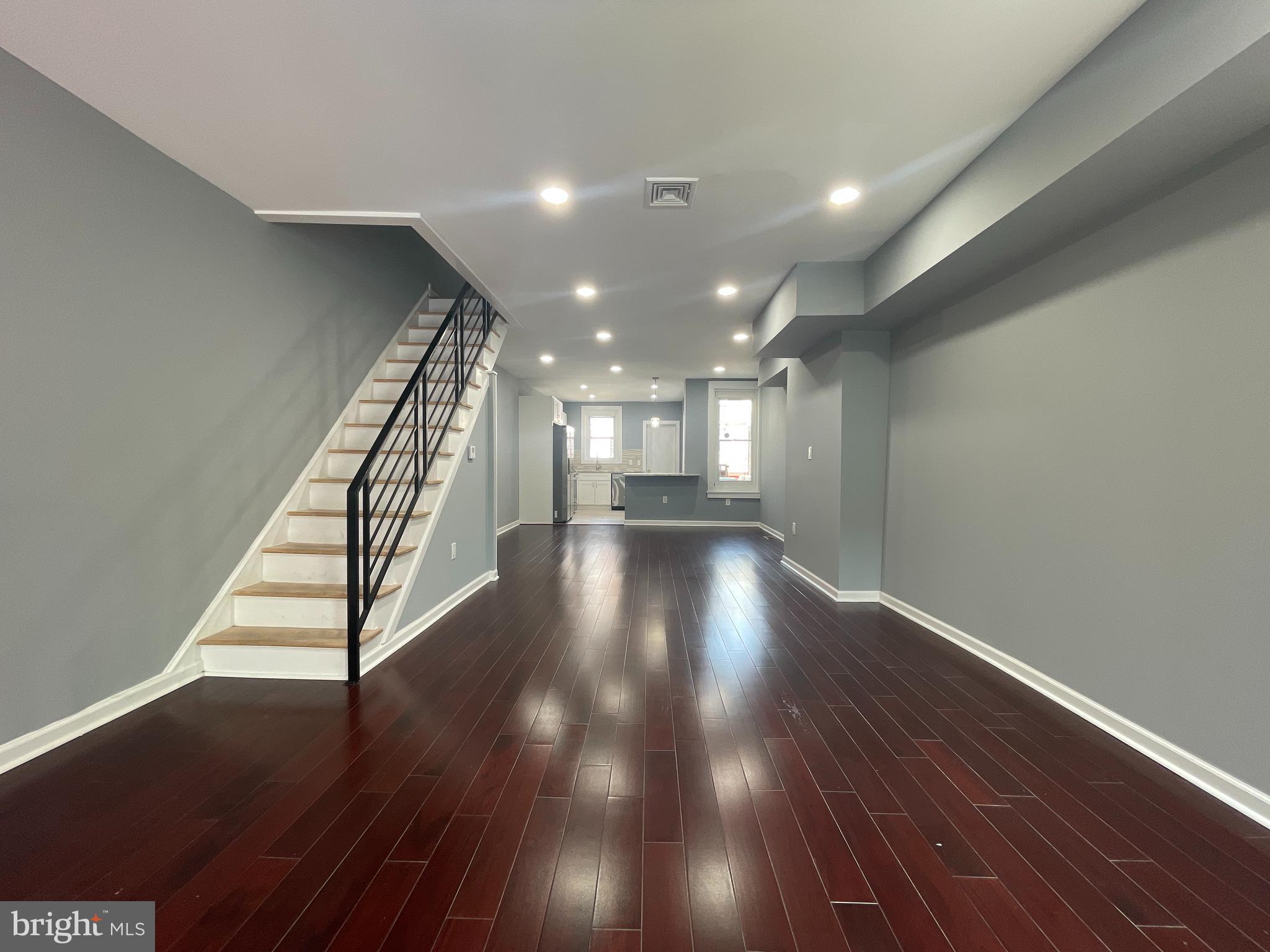 FRANKFORD - Residential
