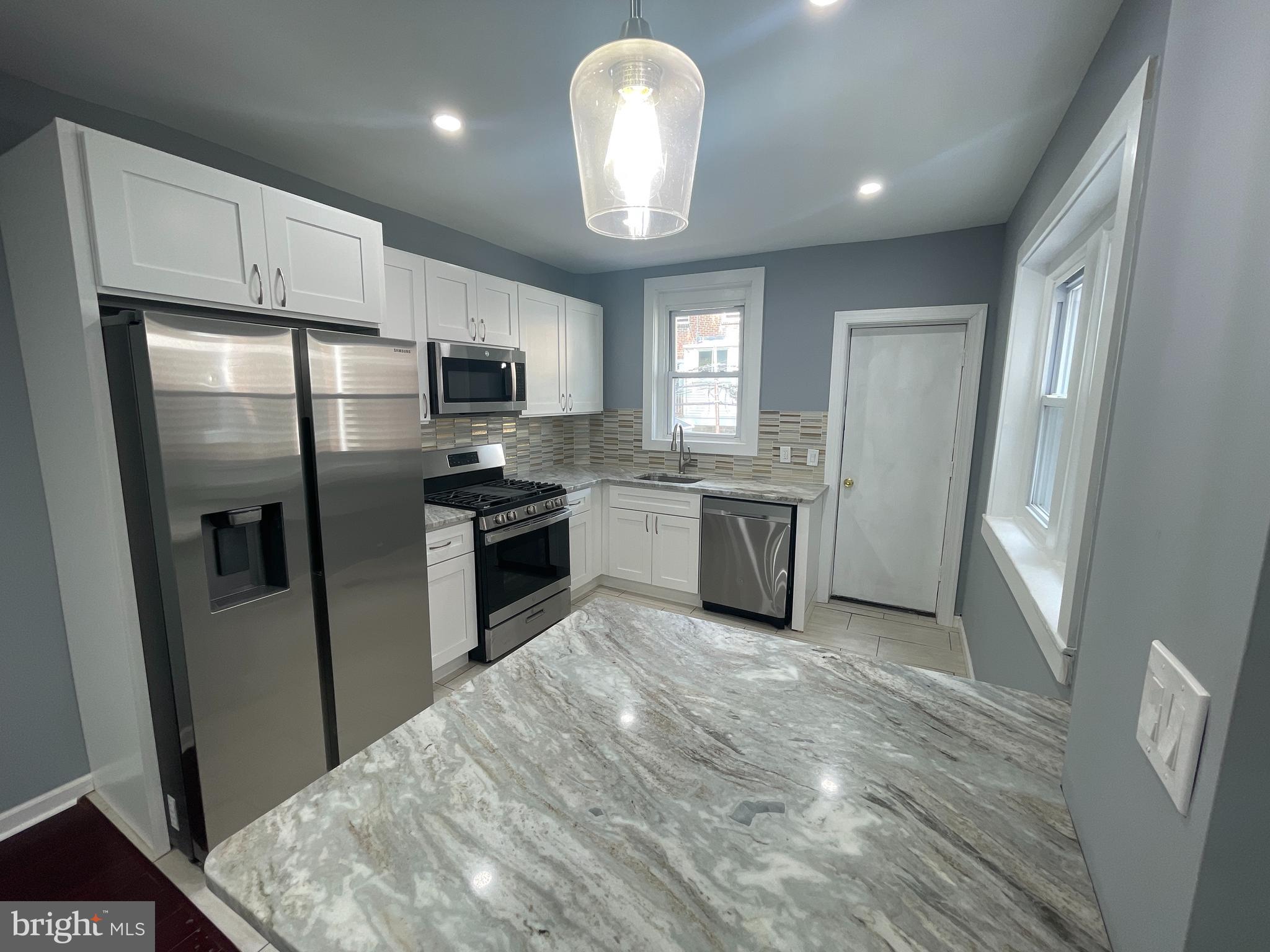 FRANKFORD - Residential
