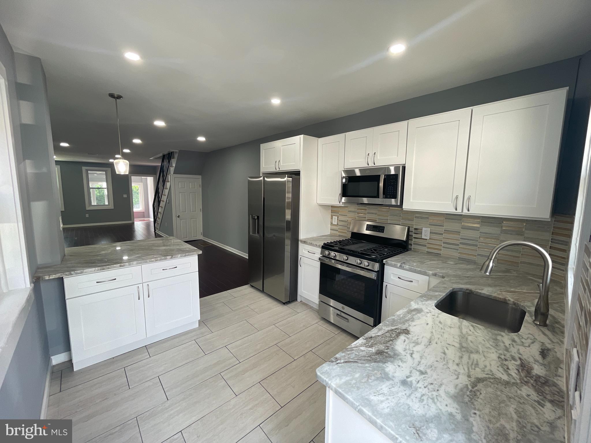 FRANKFORD - Residential