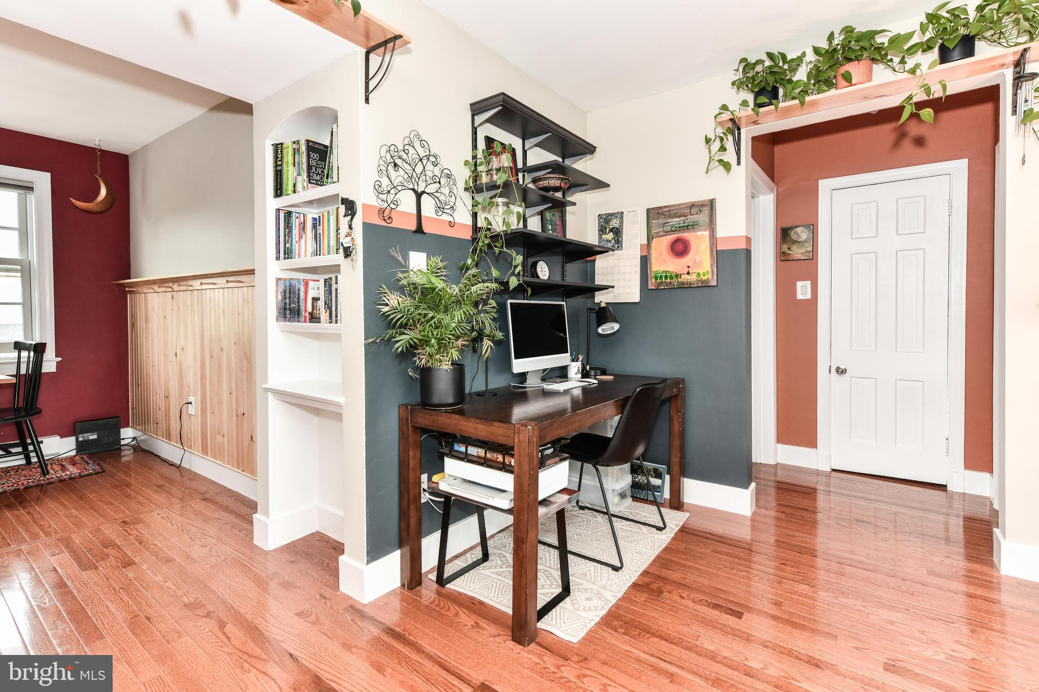 1808 W ABINGDON DRIVE 302