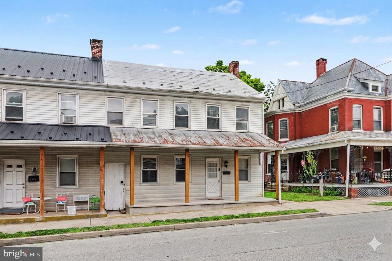 32 N MAIN STREET
