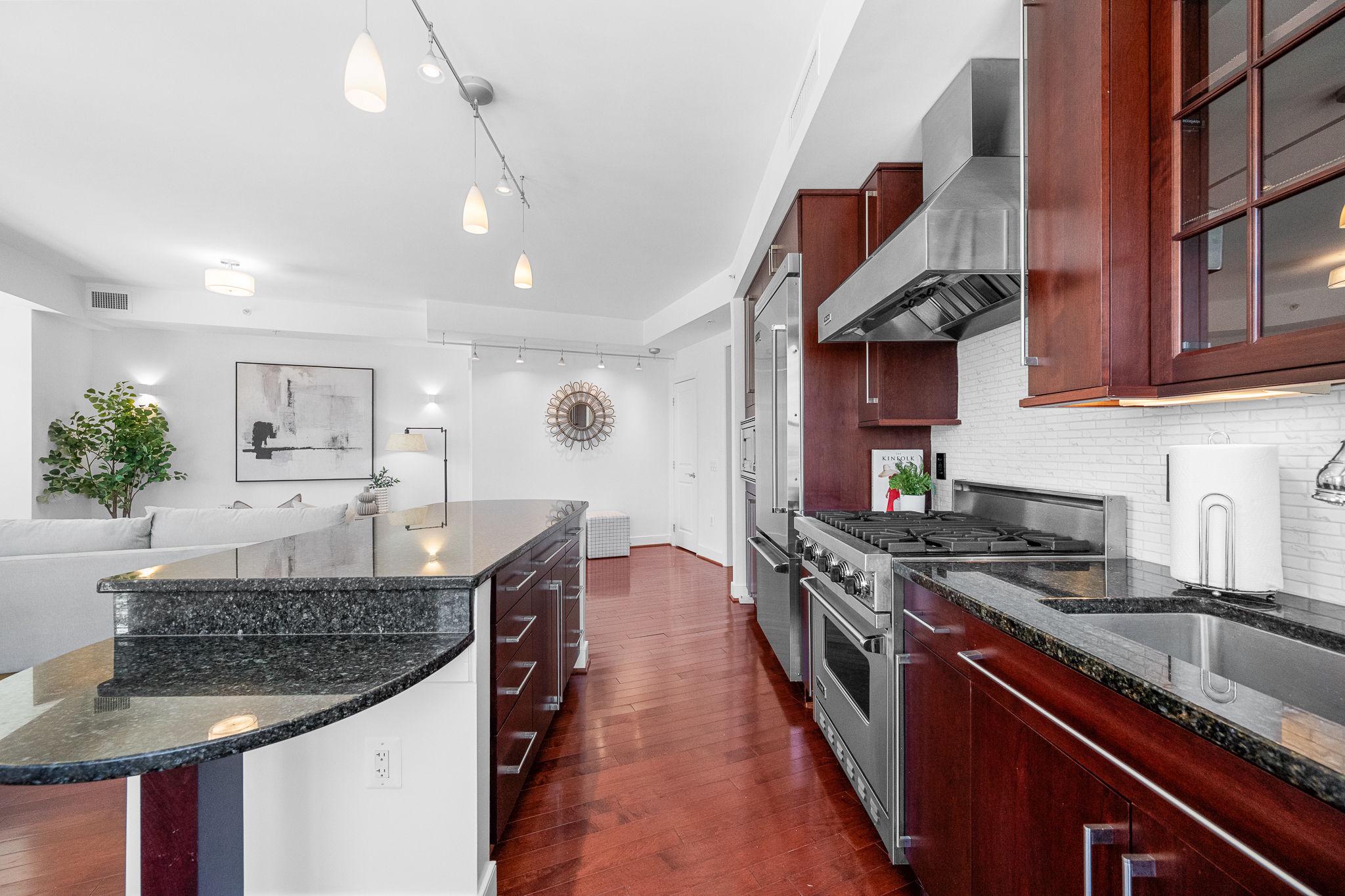 LIONSGATE - Residential