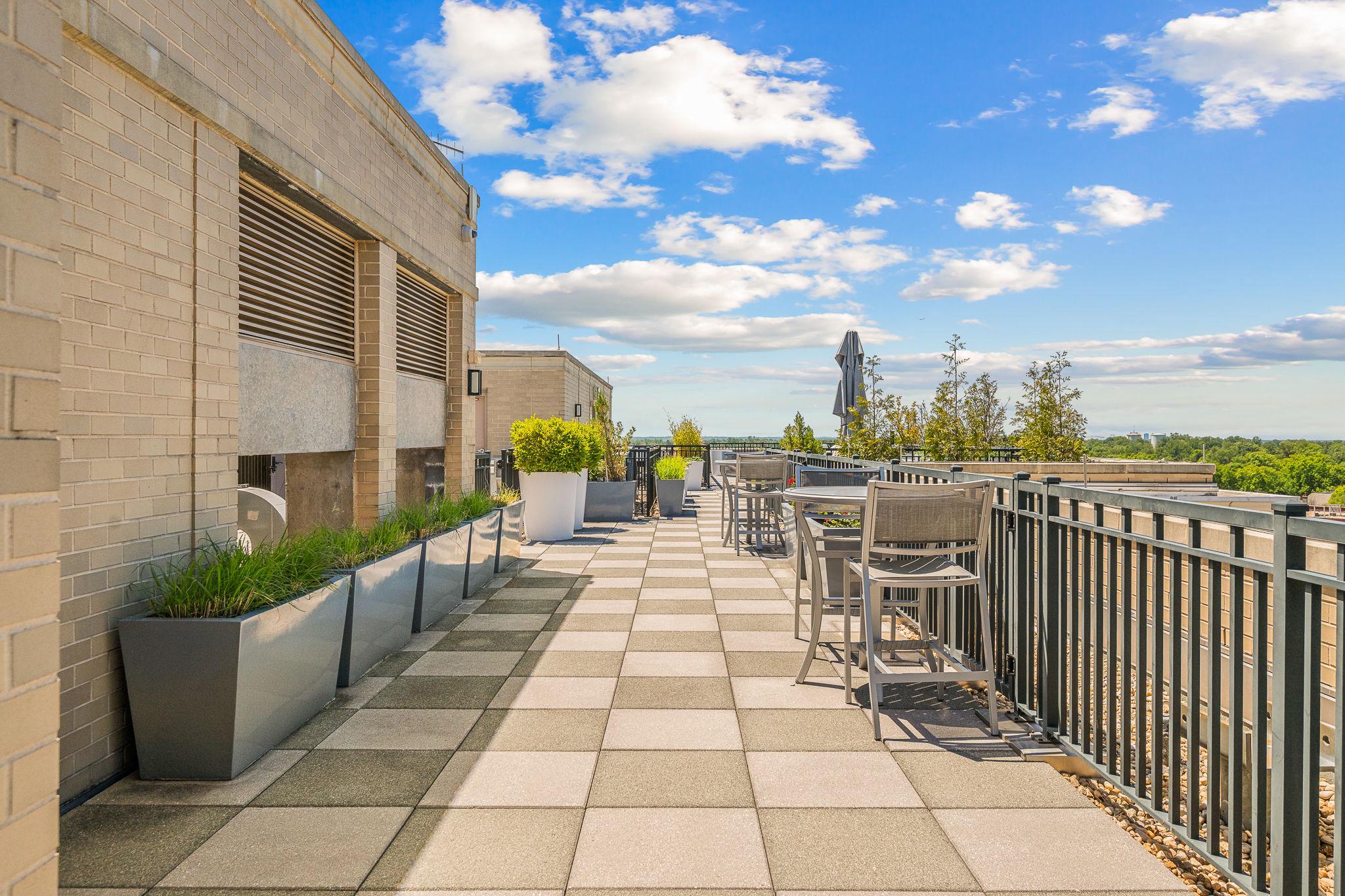 LIONSGATE - Residential