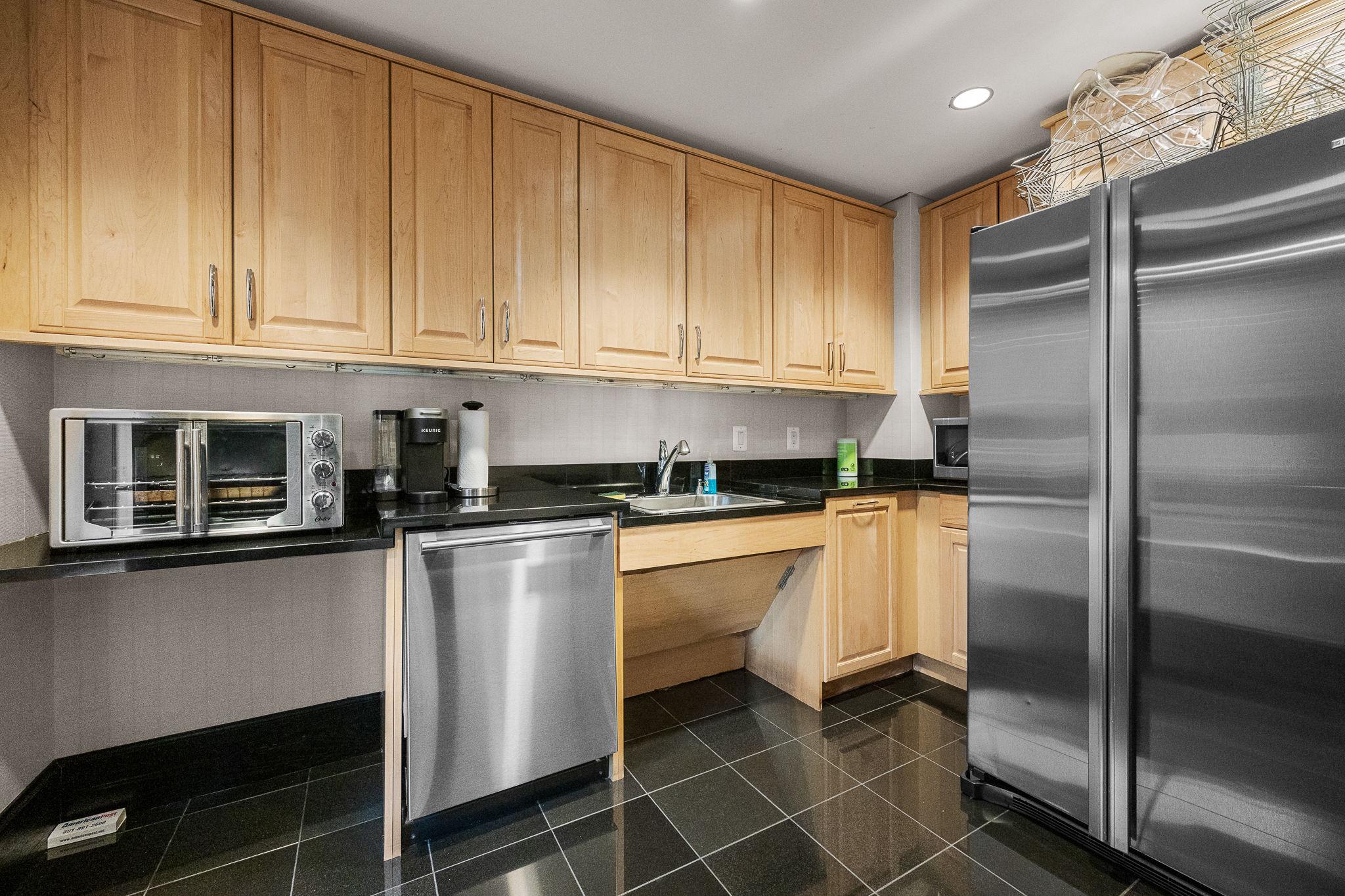LIONSGATE - Residential