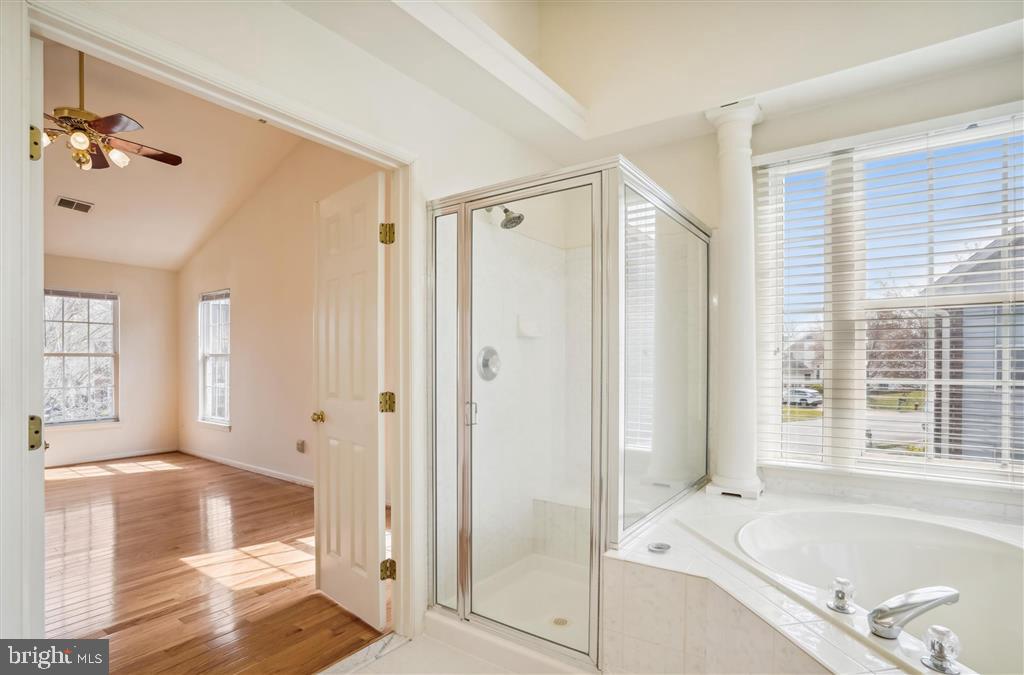 ASHBURN VILLAGE - Residential