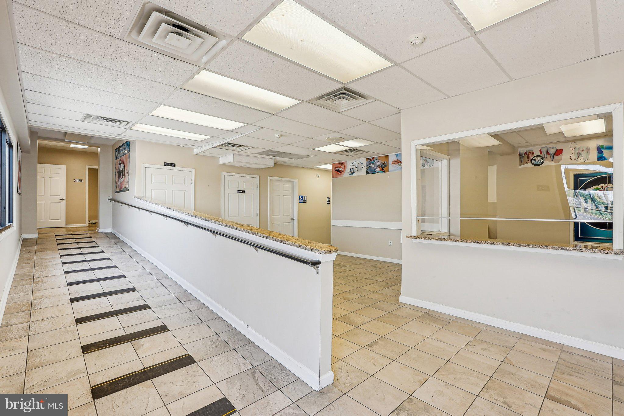 GREEN LANE - Commercial Sale