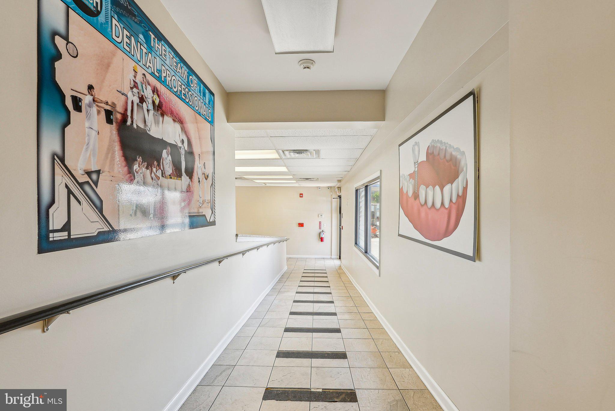 GREEN LANE - Commercial Sale