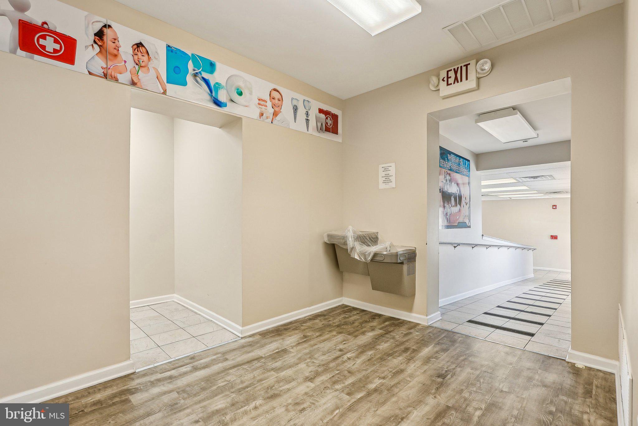 GREEN LANE - Commercial Sale