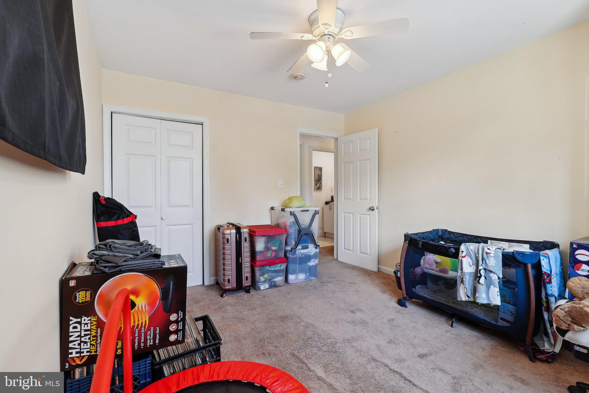 GREEN LANE - Commercial Sale