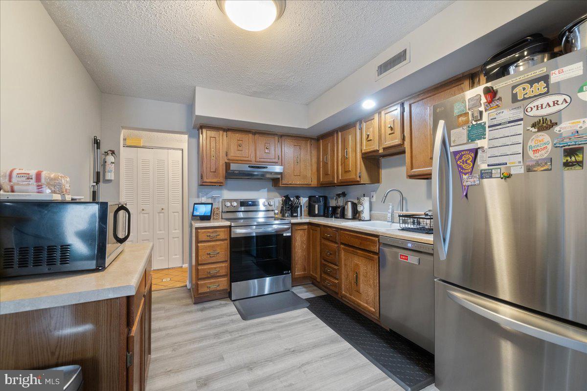 TOWAMENCIN CONDOS - Residential