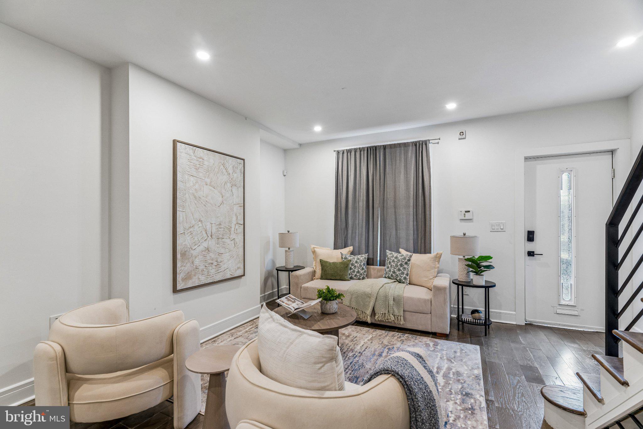 34 S RUBY STREET