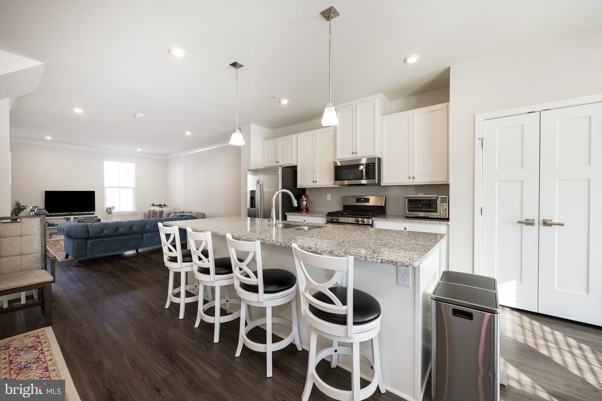 MAPLEVIEW - Residential