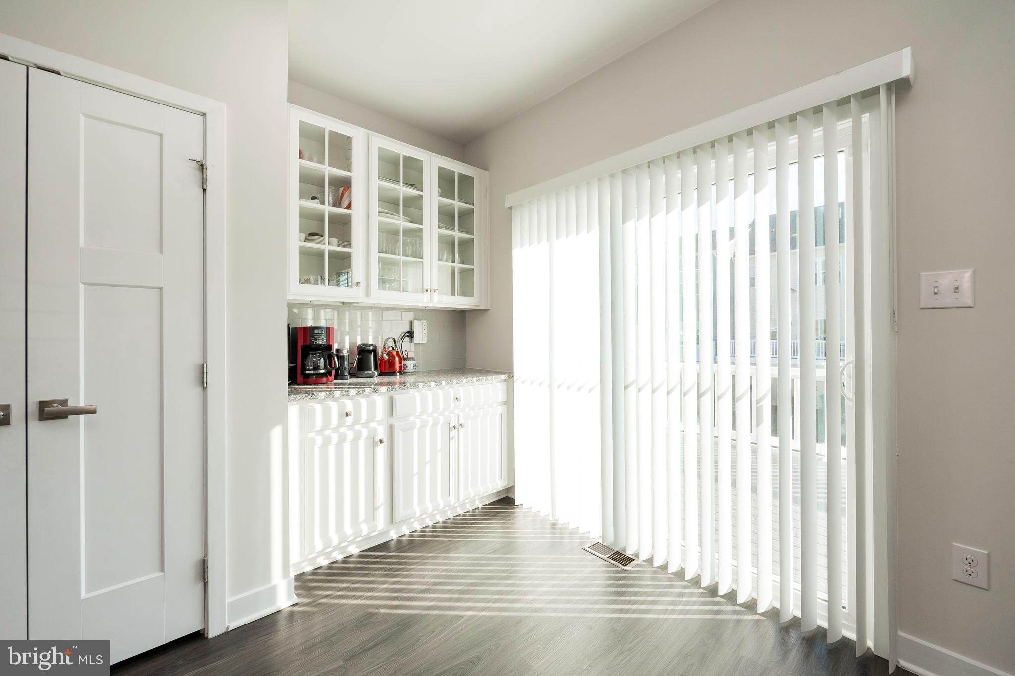 MAPLEVIEW - Residential