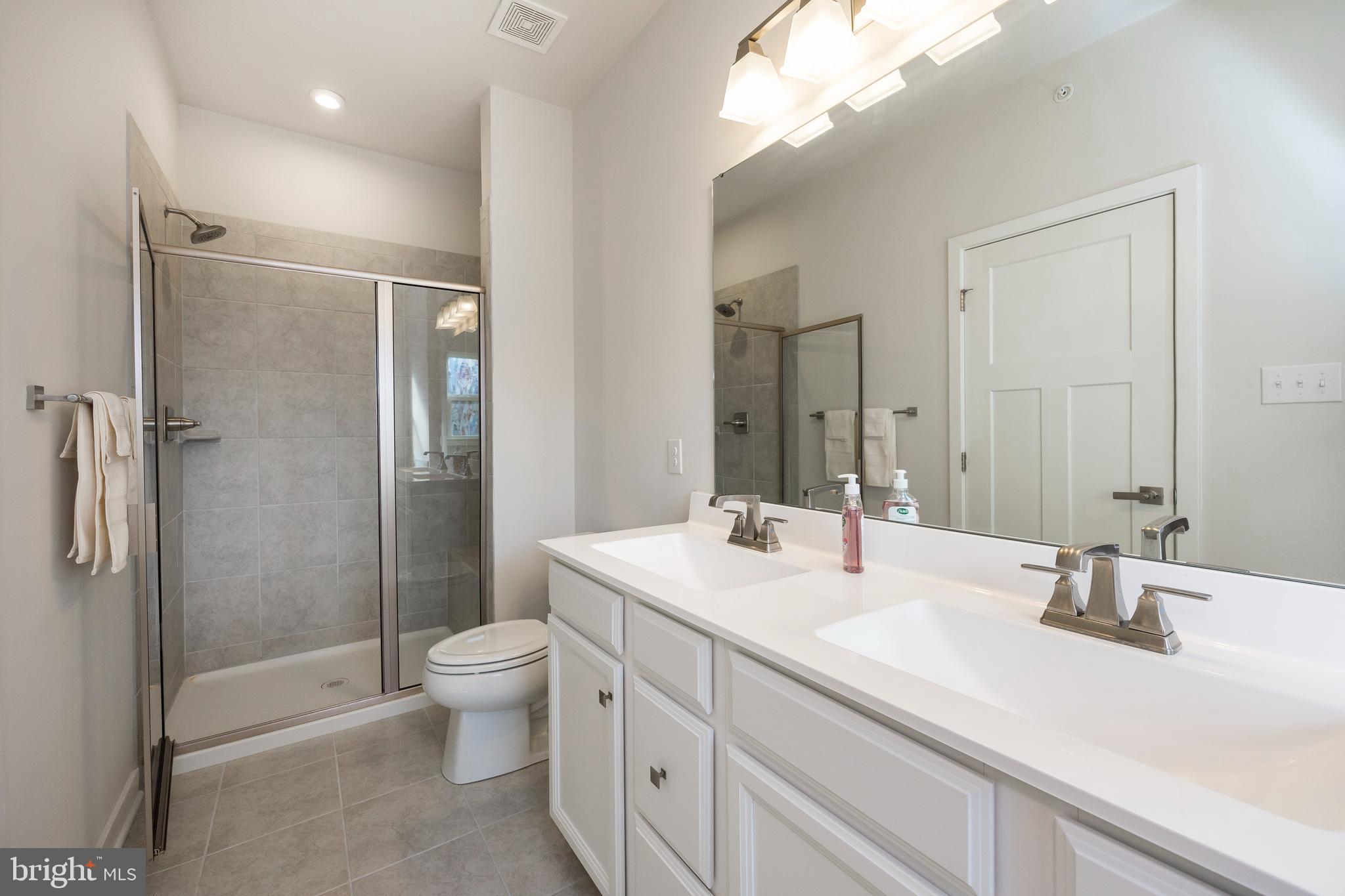 MAPLEVIEW - Residential