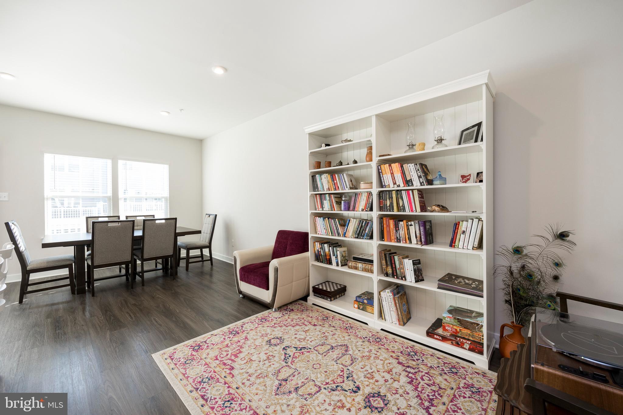 MAPLEVIEW - Residential