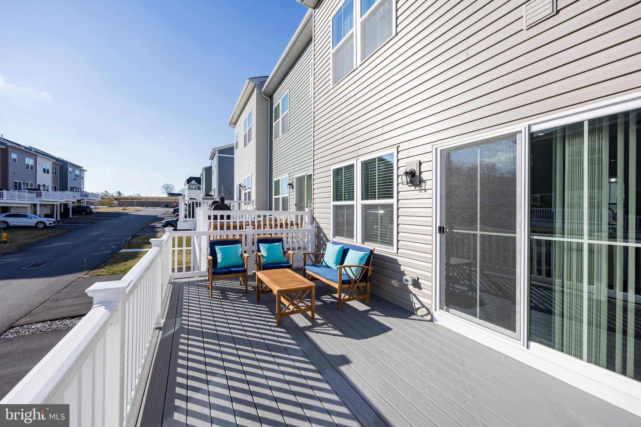 MAPLEVIEW - Residential