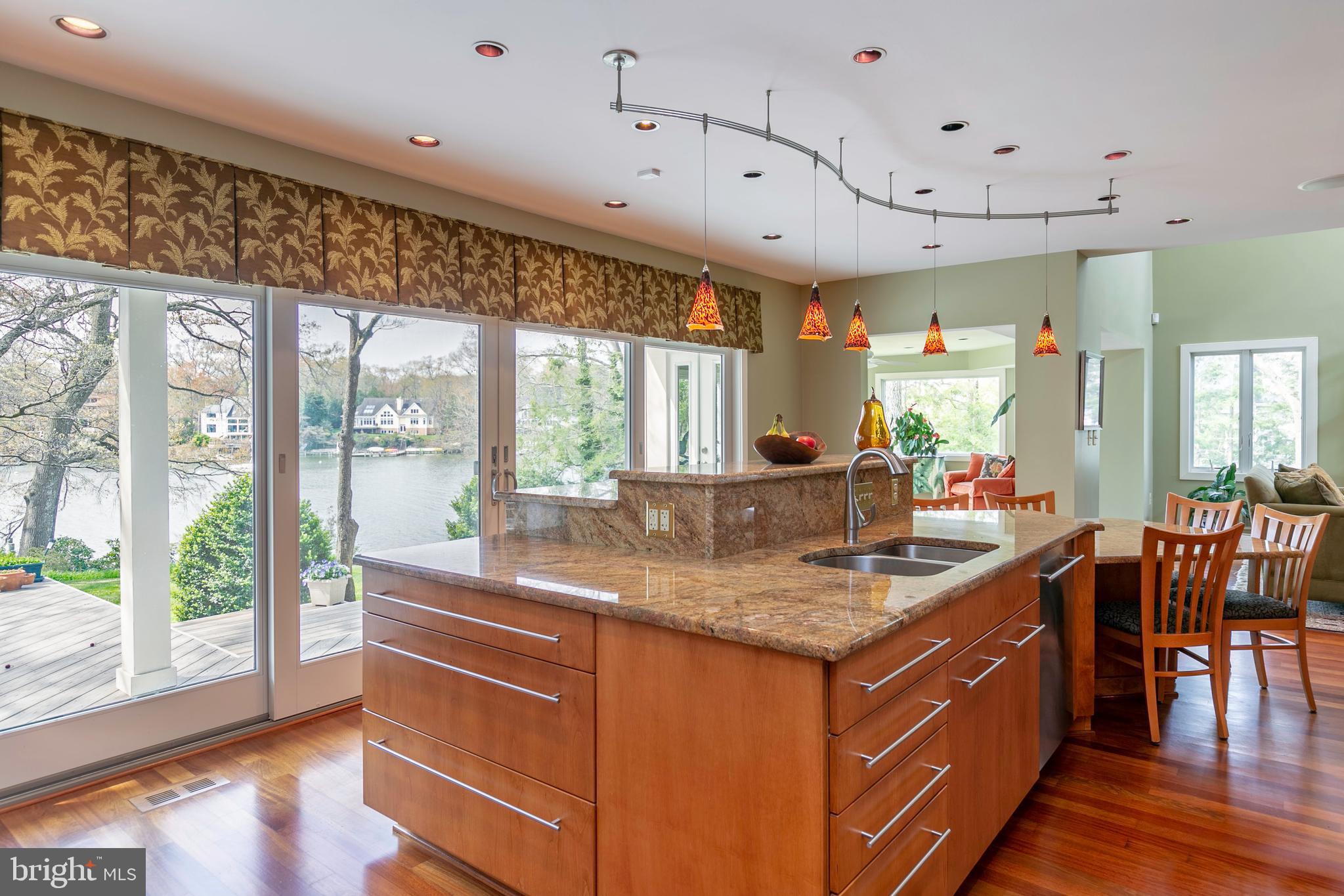 MAGOTHY BEACH - Residential