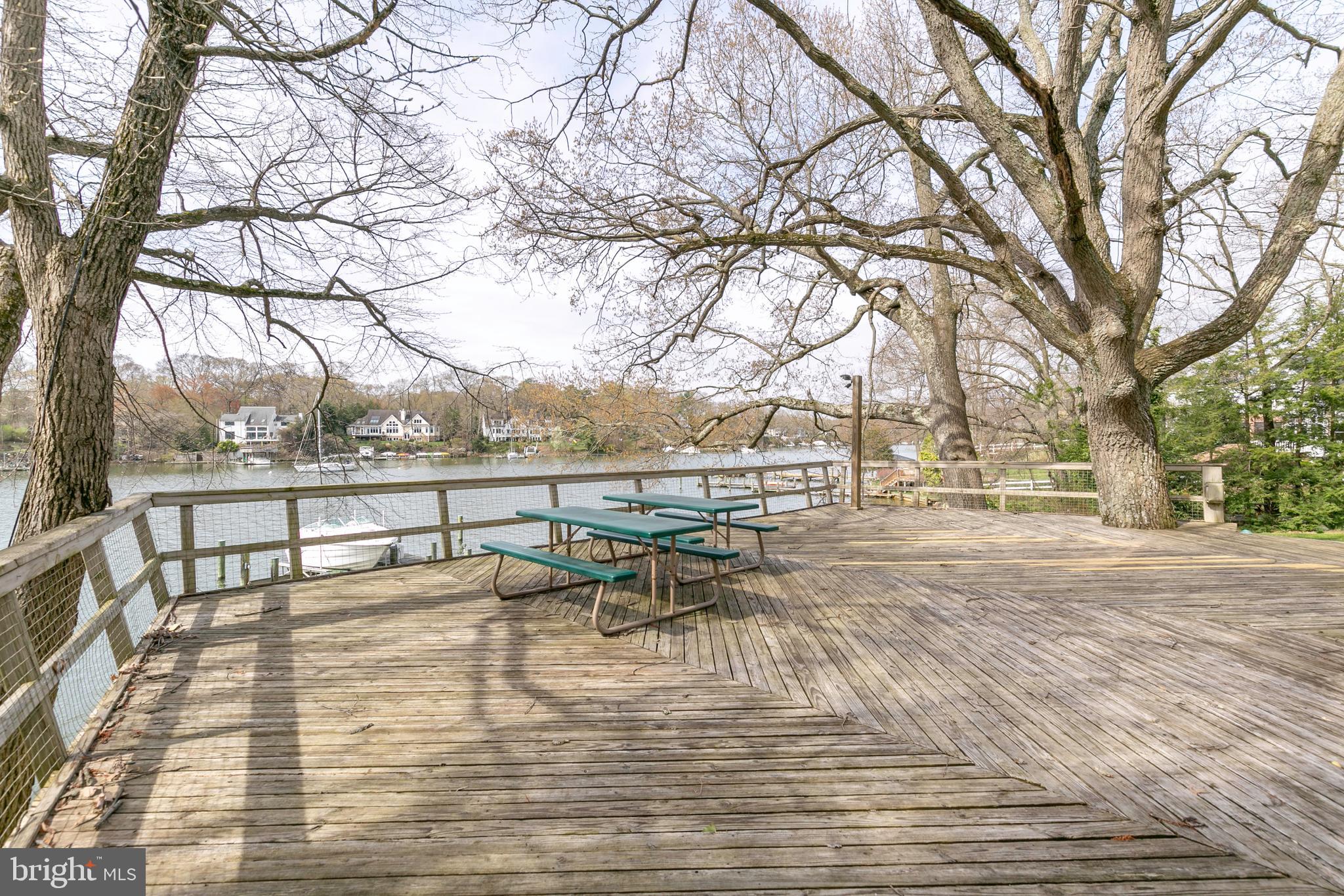 MAGOTHY BEACH - Residential