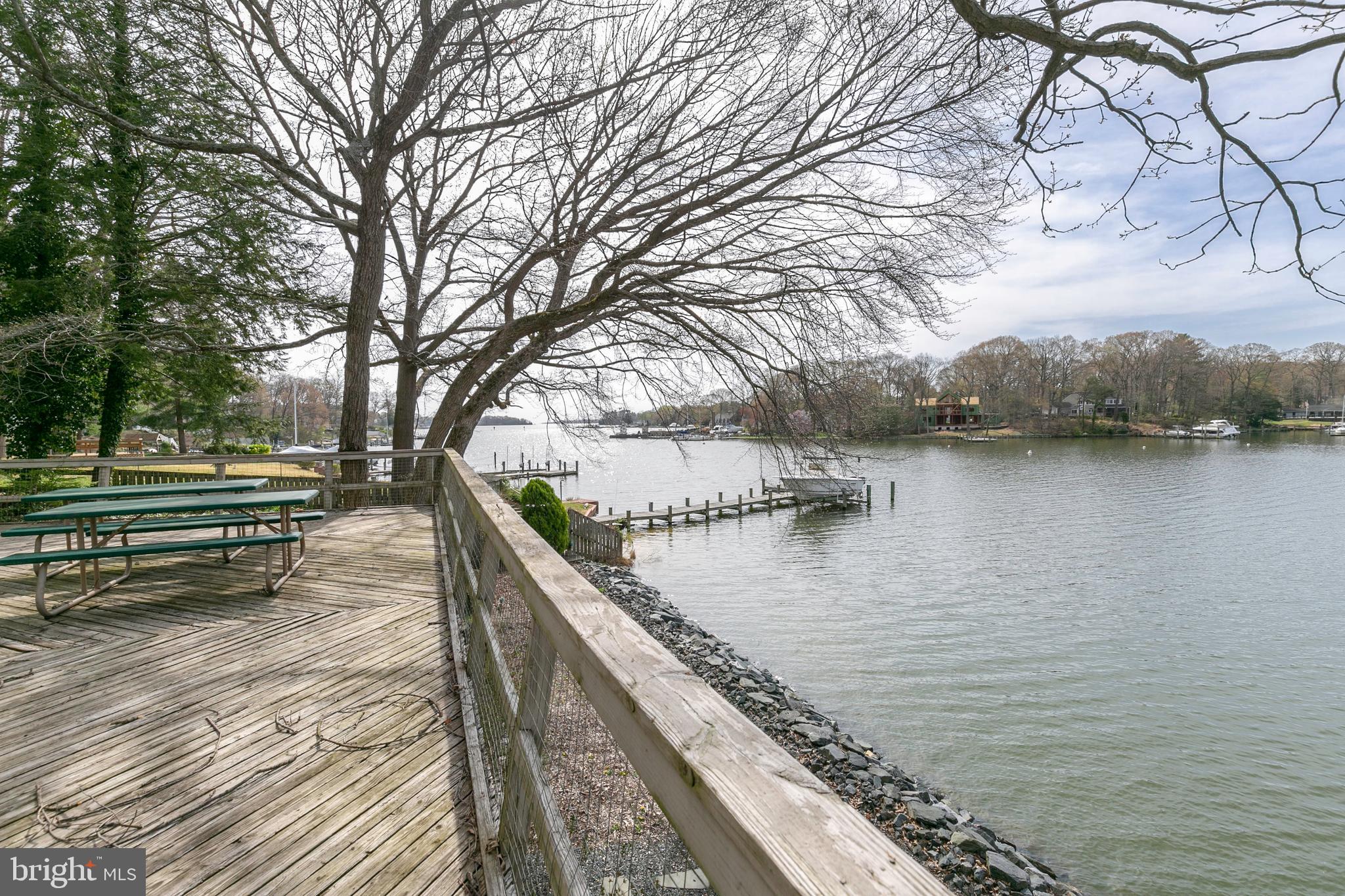 MAGOTHY BEACH - Residential