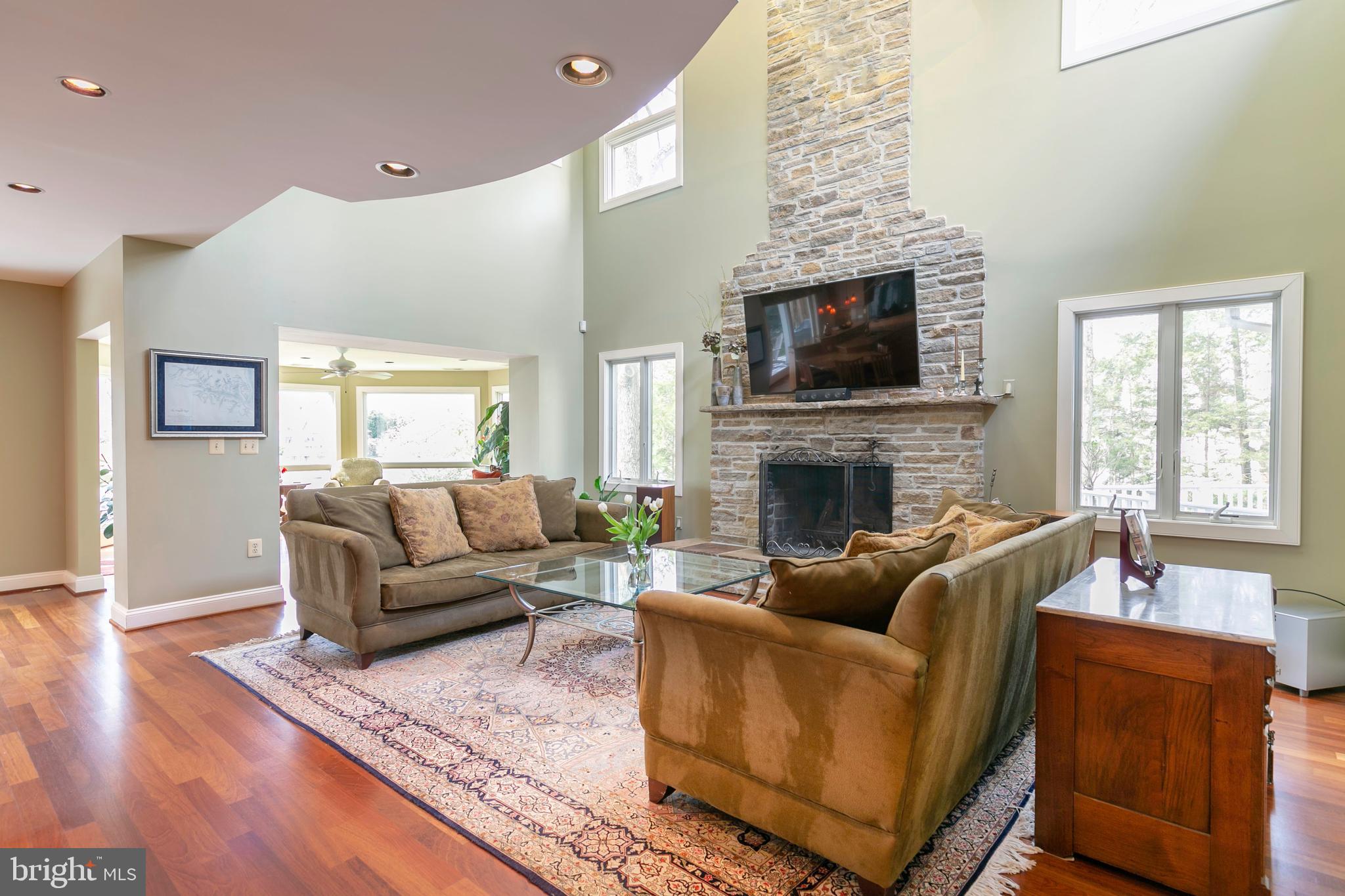 MAGOTHY BEACH - Residential