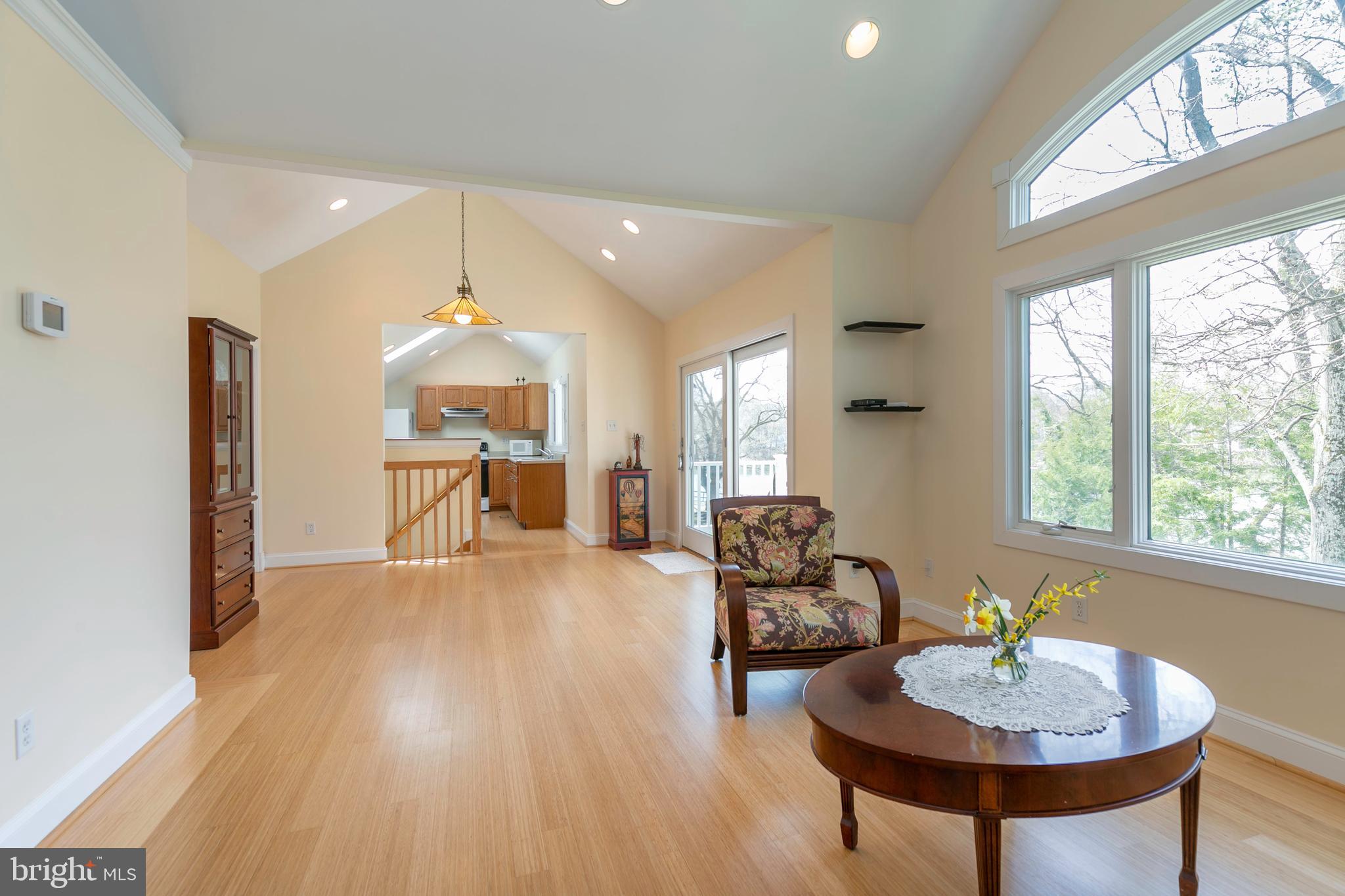 MAGOTHY BEACH - Residential