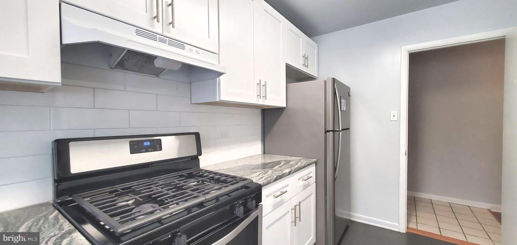 PARKSIDE CONDOMINIUMS - Residential