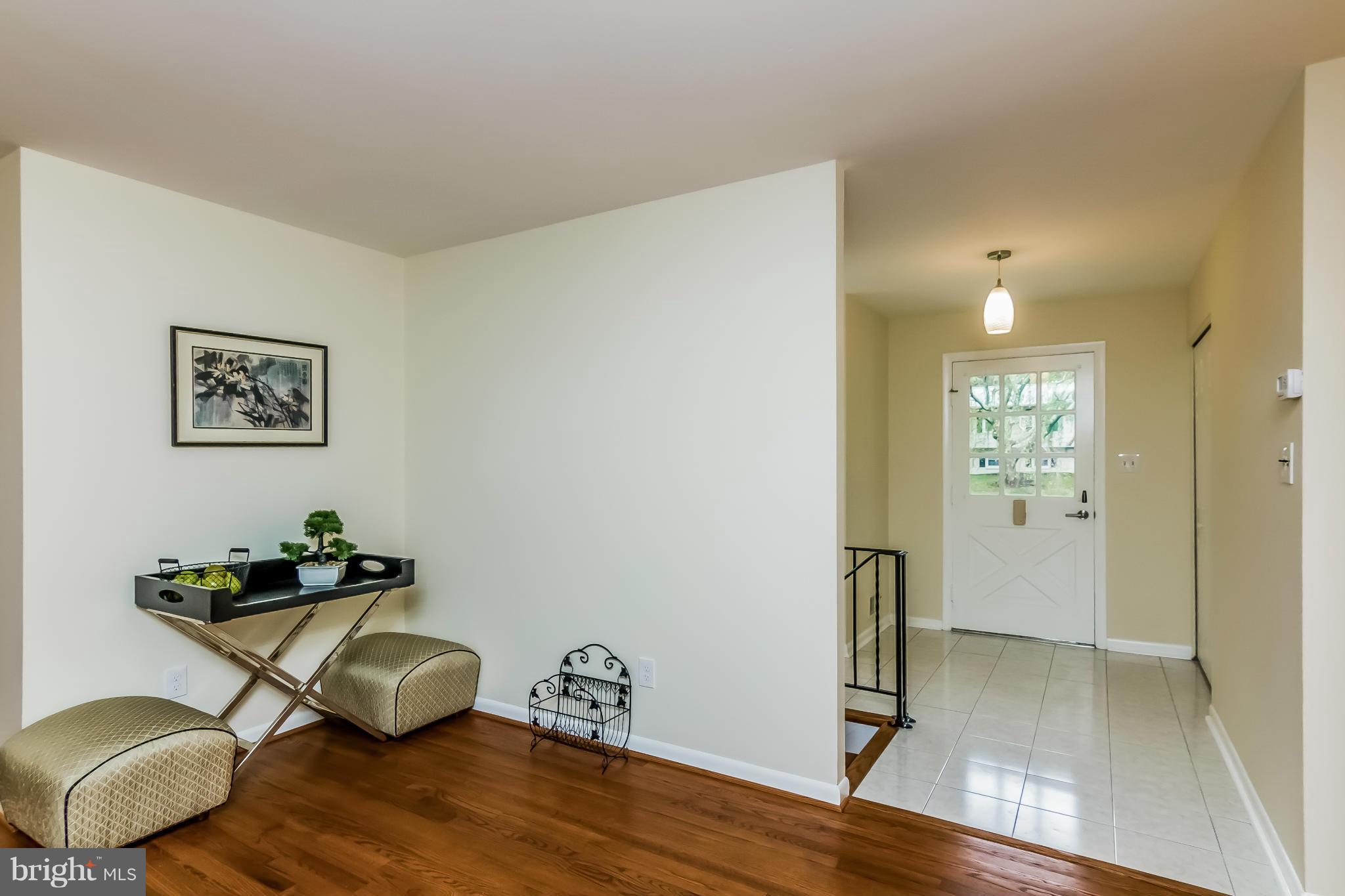 WILLIAMSBURG MANOR NORTH - Residential