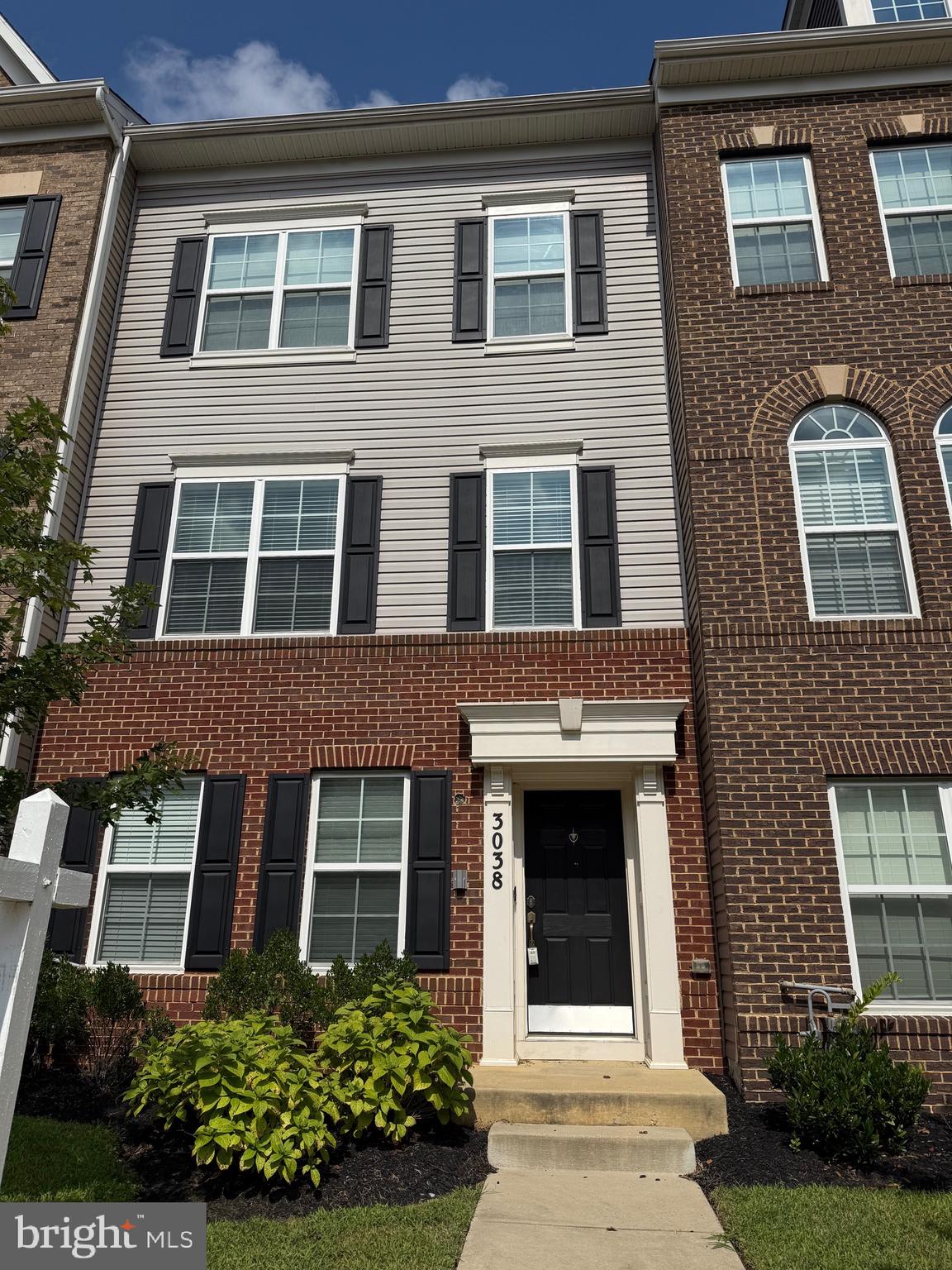 SPRINGDALE ESTATES - Residential Lease