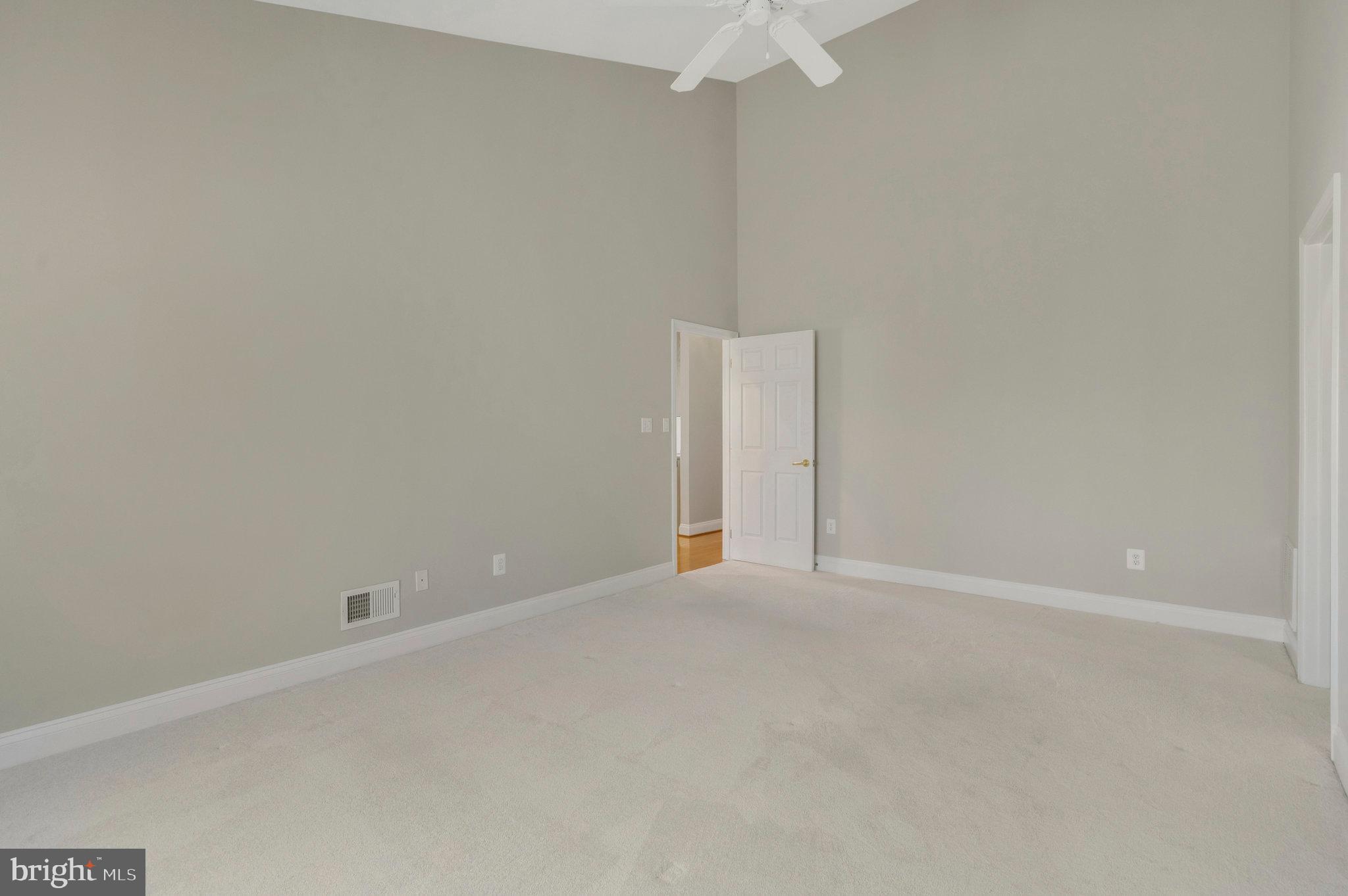 HERITAGE HUNT - Residential