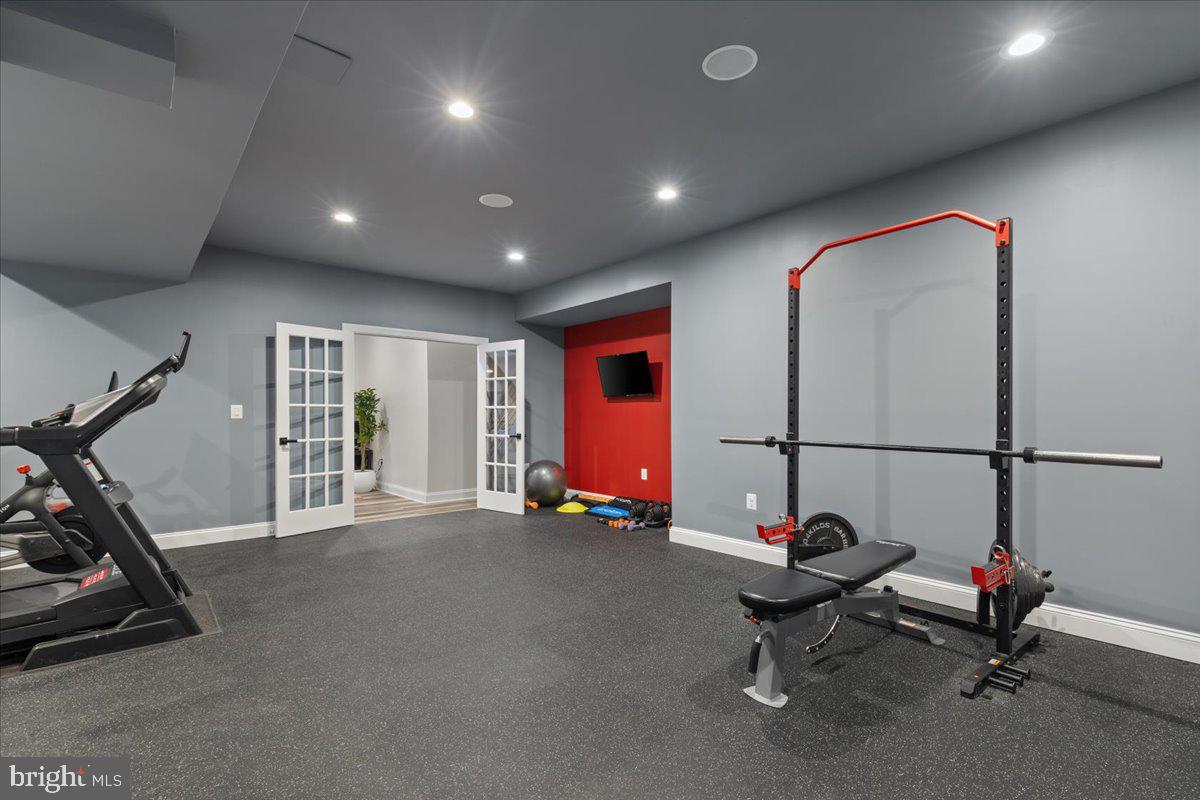 ANTON NORTH - Residential