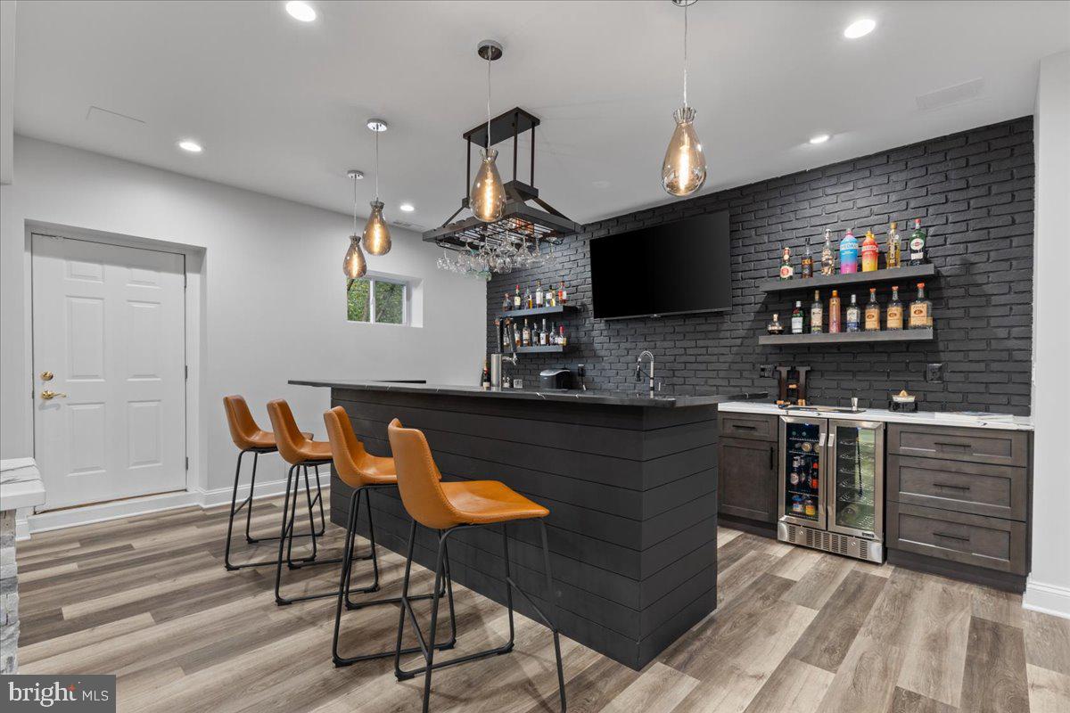 ANTON NORTH - Residential