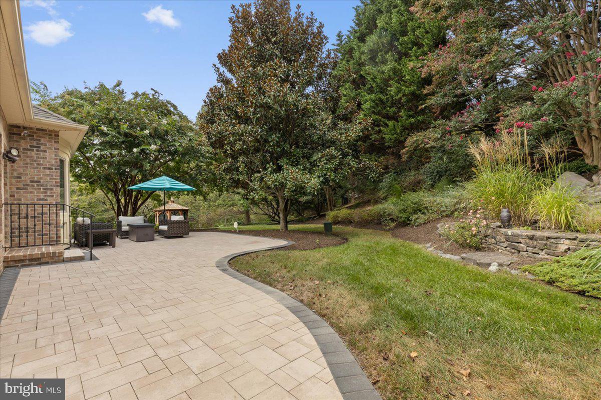 ANTON NORTH - Residential