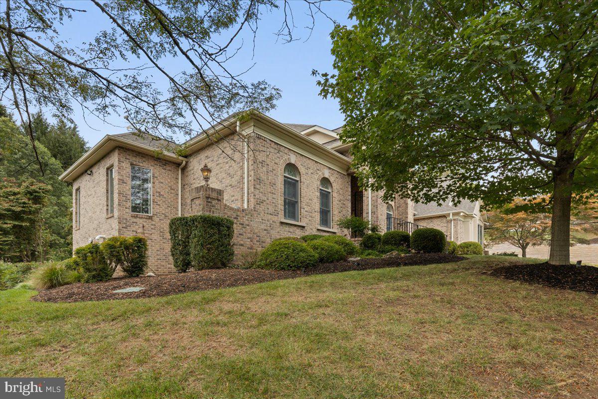 6 MERRY HILL COURT