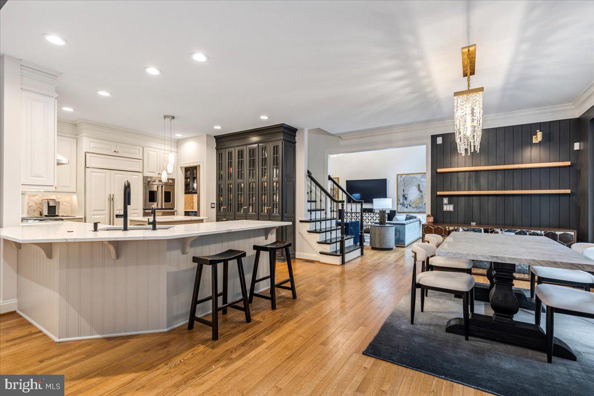 ANTON NORTH - Residential