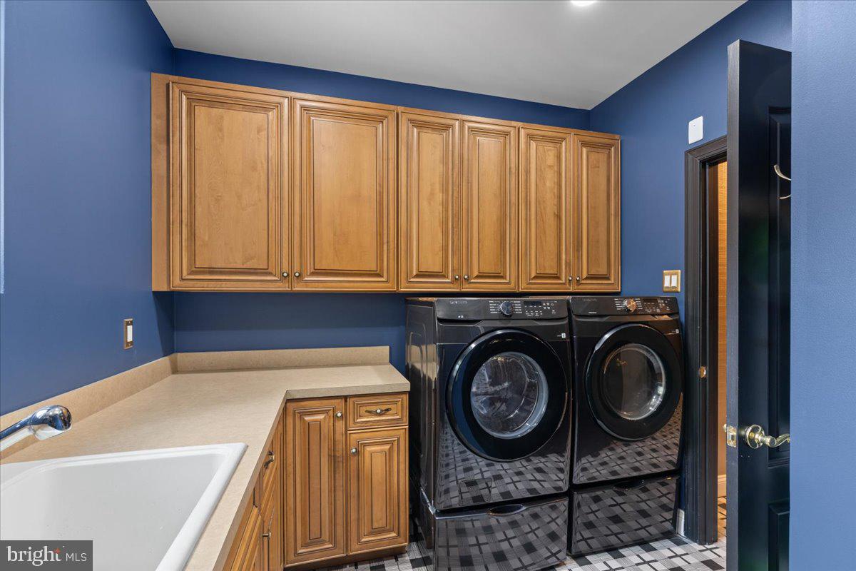 ANTON NORTH - Residential