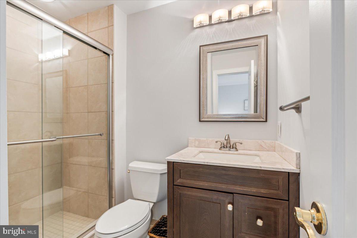 ANTON NORTH - Residential